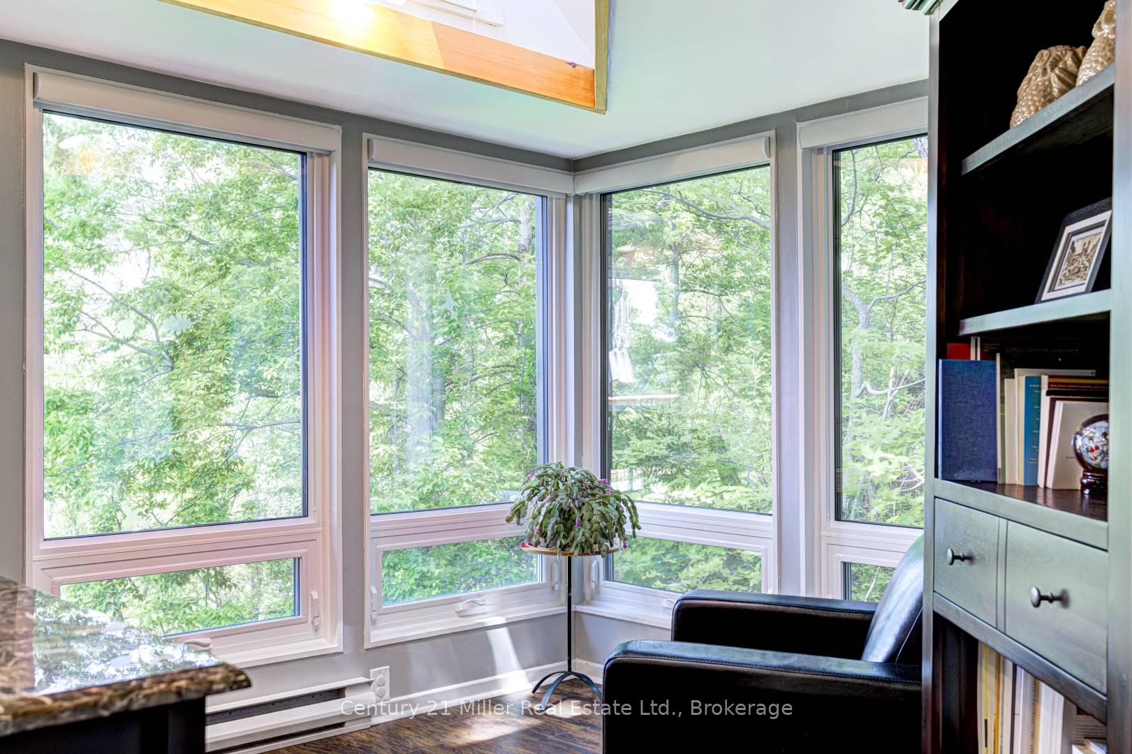 Photo 20 of 50 Greensview Drive, Kitchener, Pioneer Tower West — HOMEH