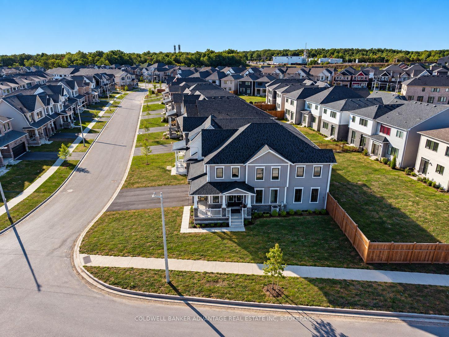 Photo 2 of 8 Downriver Drive, Welland, Dain City — HOMEH