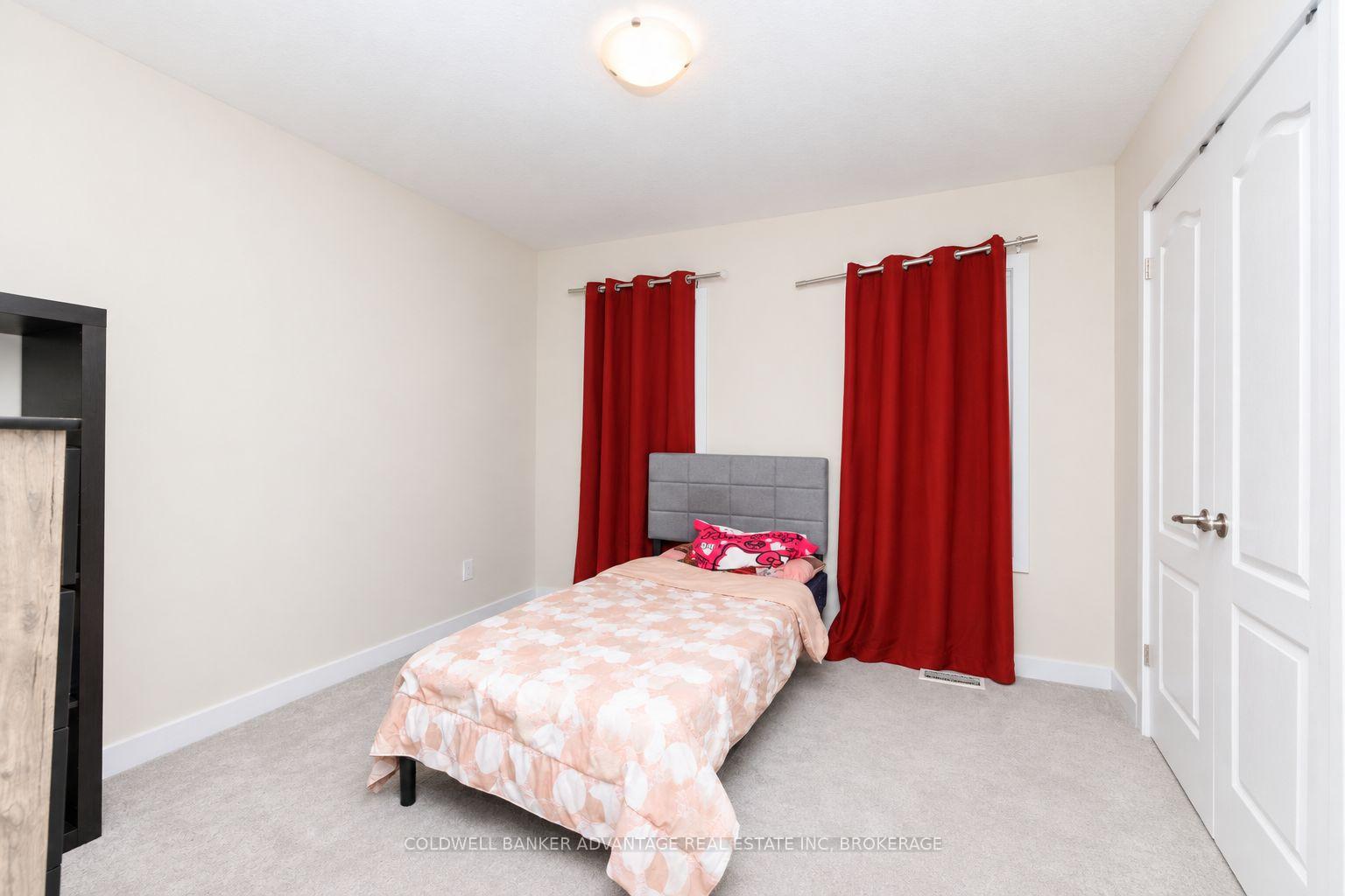 Photo 14 of 8 Downriver Drive, Welland, Dain City — HOMEH