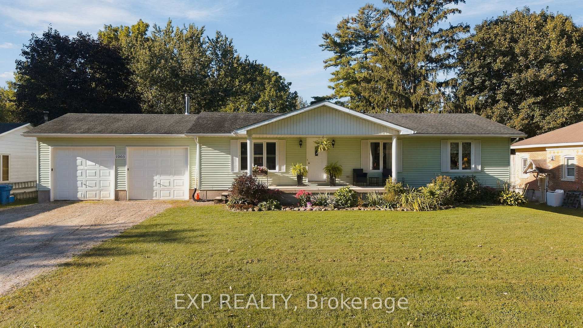 Photo 31 of 1065 Howick Street, Howick — HOMEH