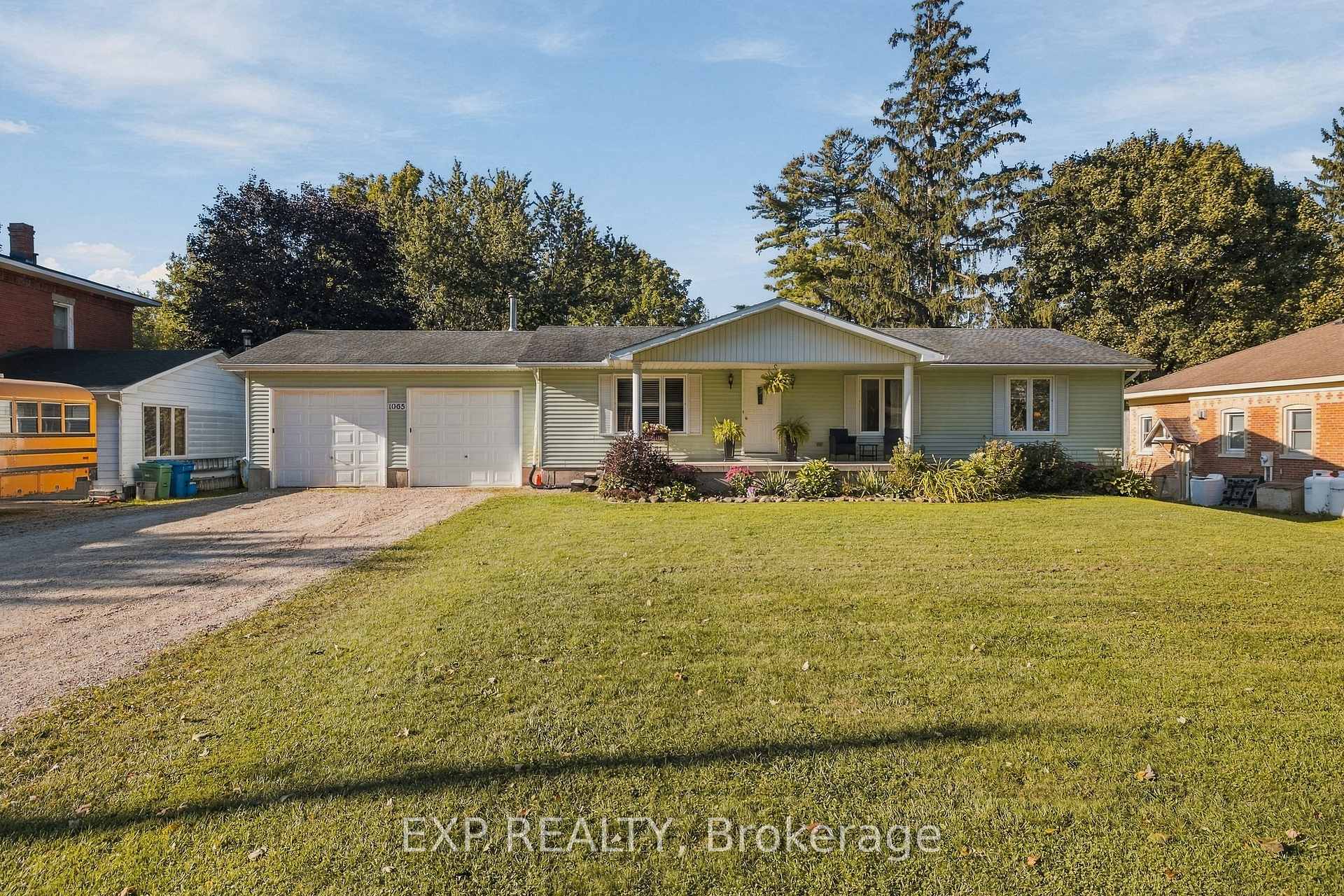 Photo 35 of 1065 Howick Street, Howick — HOMEH