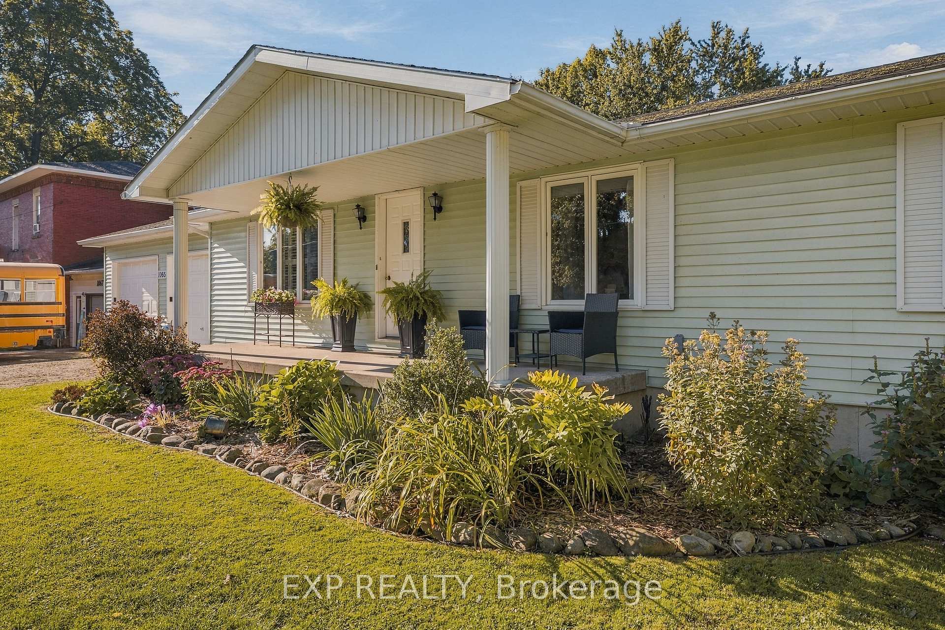 Photo 36 of 1065 Howick Street, Howick — HOMEH
