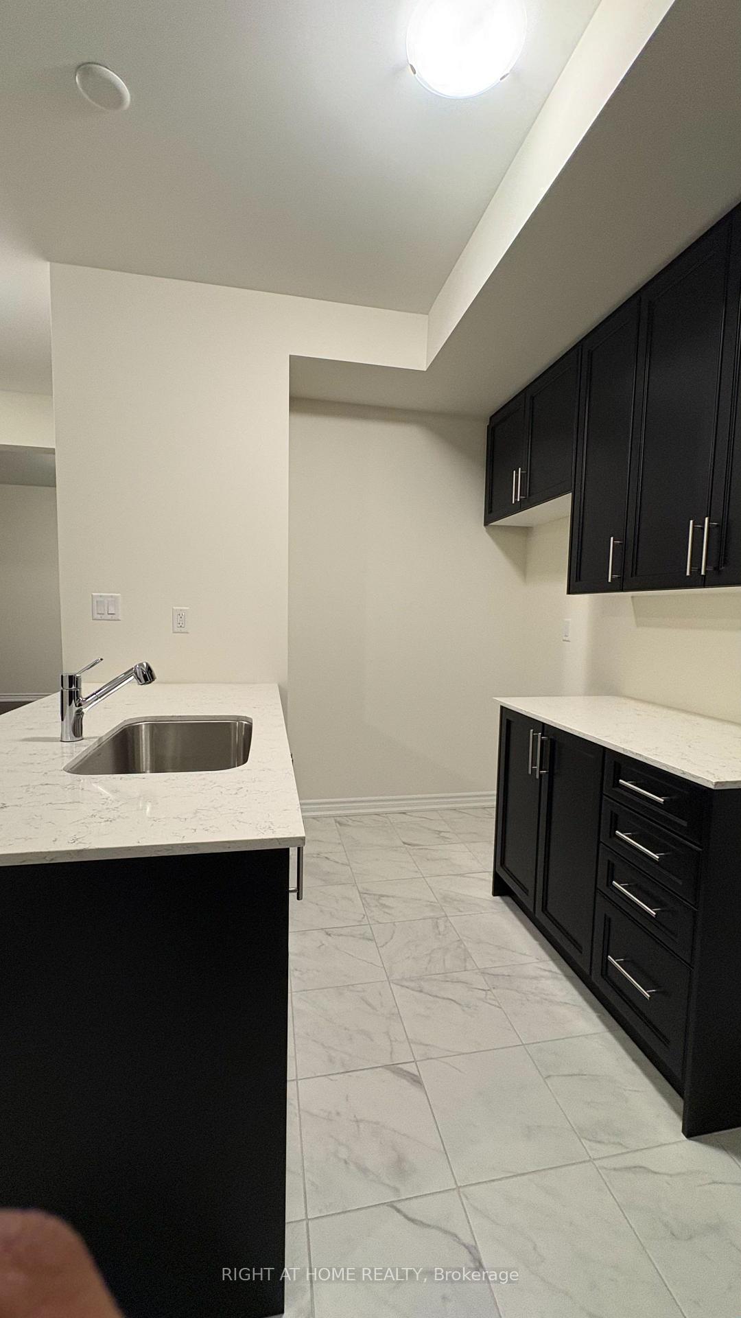 Photo 20 of 11 Radiance Way, Whitby, Rural Whitby — HOMEH