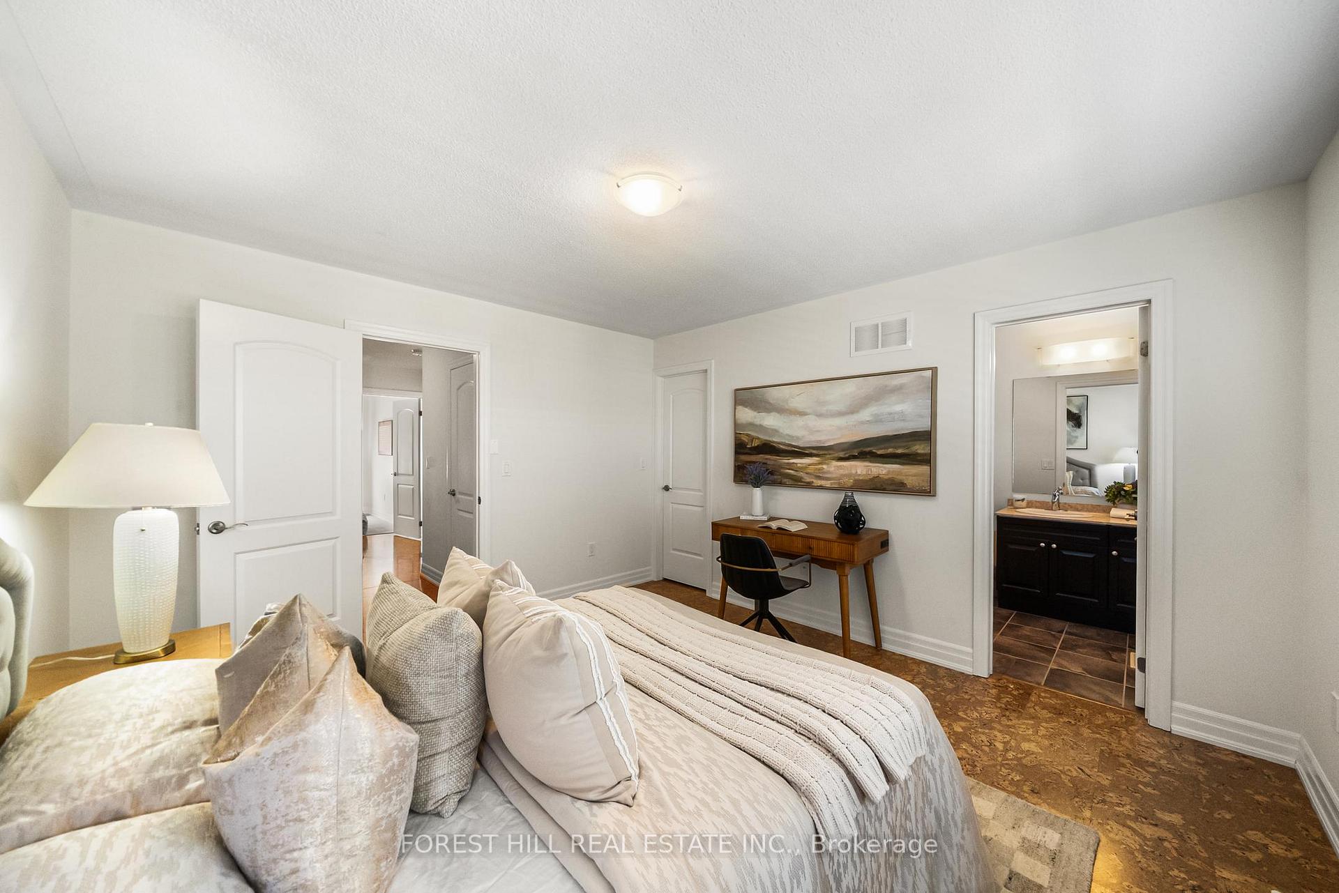 Photo 19 of 25 Beverley Glen Boulevard, Vaughan, Beverley Glen — HOMEH