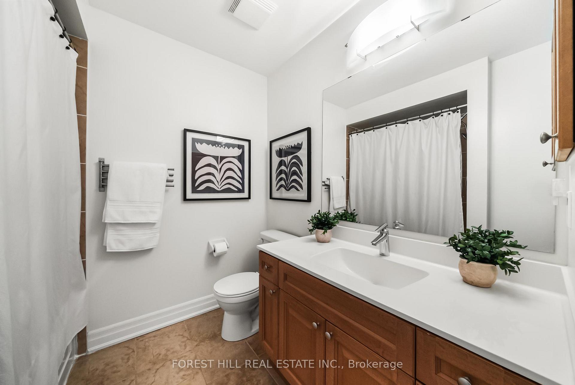 Photo 25 of 25 Beverley Glen Boulevard, Vaughan, Beverley Glen — HOMEH