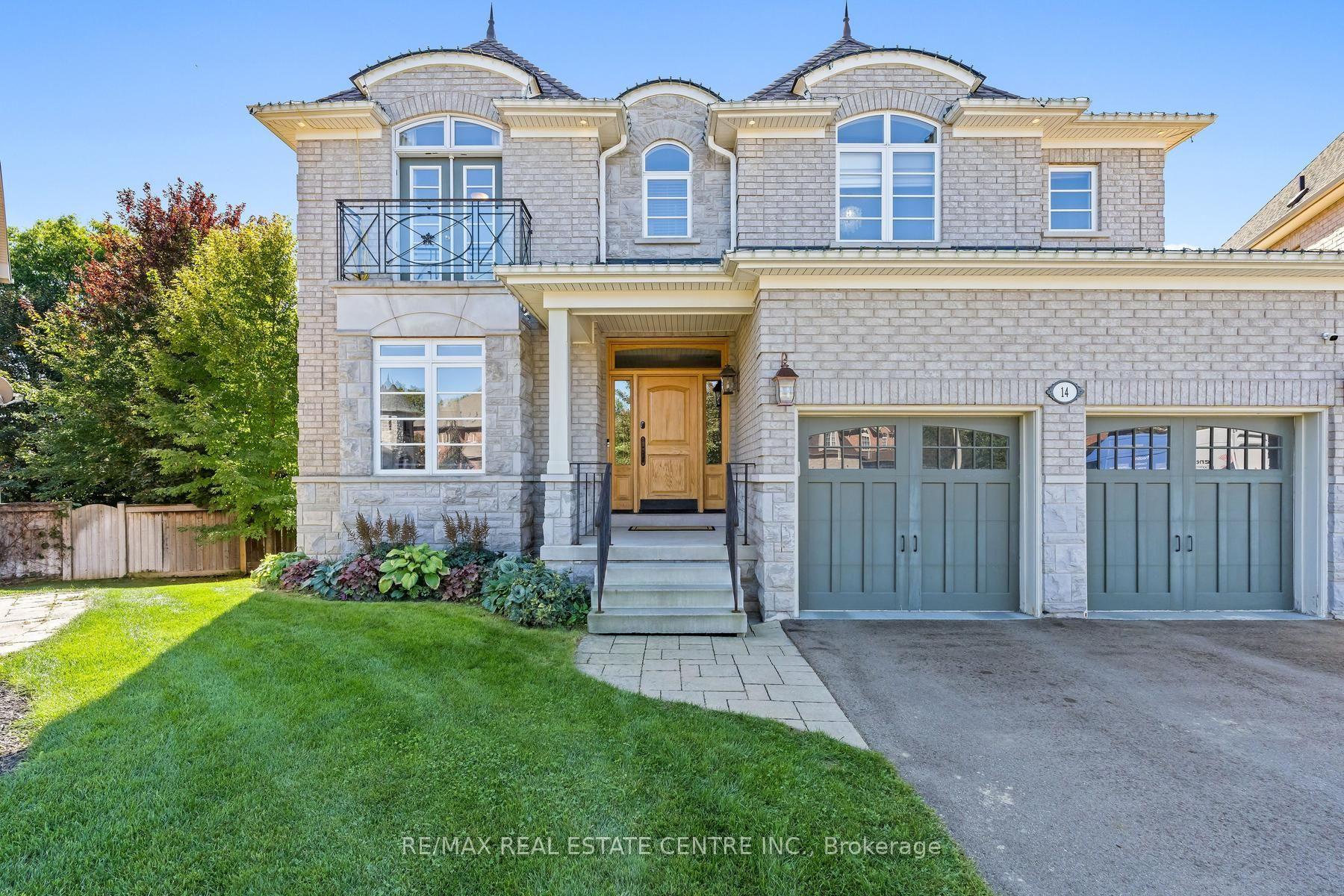 Photo 2 of 14 View Point Circle, Halton Hills, Georgetown — HOMEH