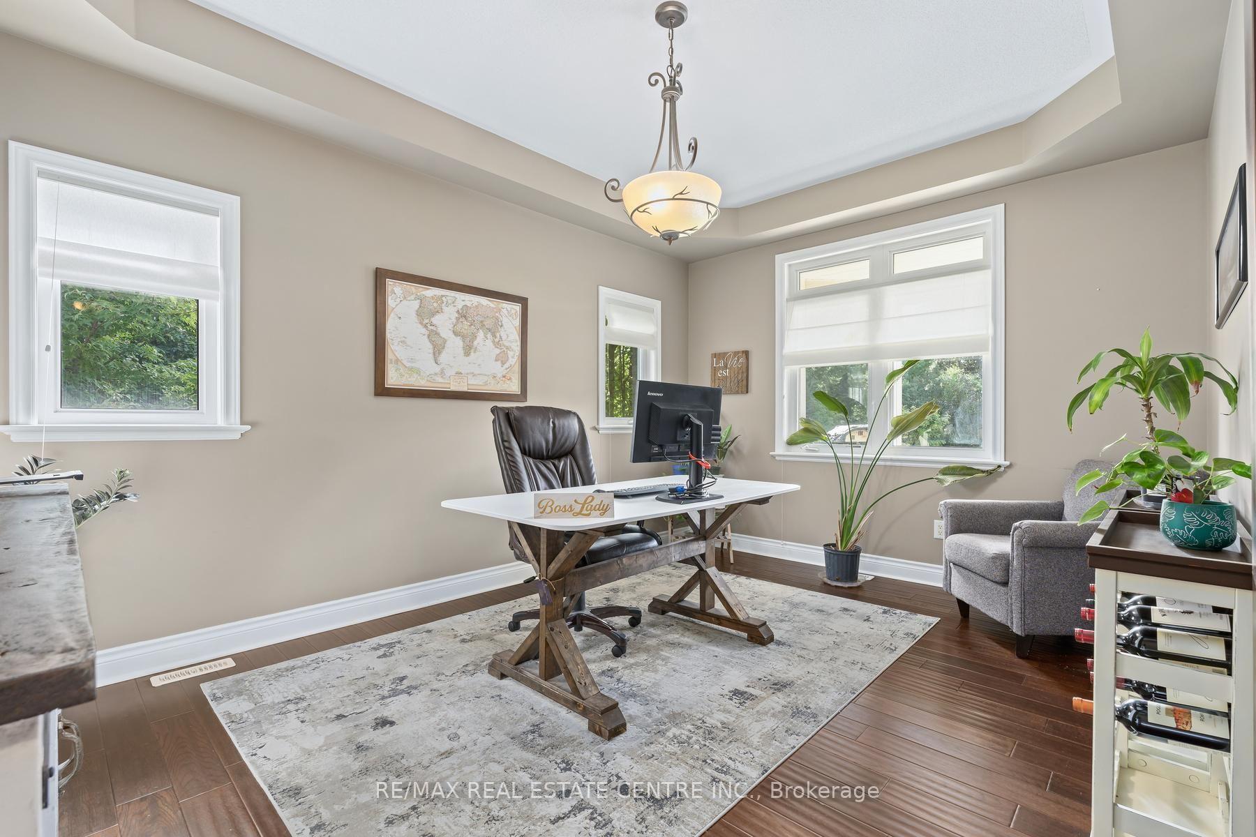 Photo 19 of 14 View Point Circle, Halton Hills, Georgetown — HOMEH