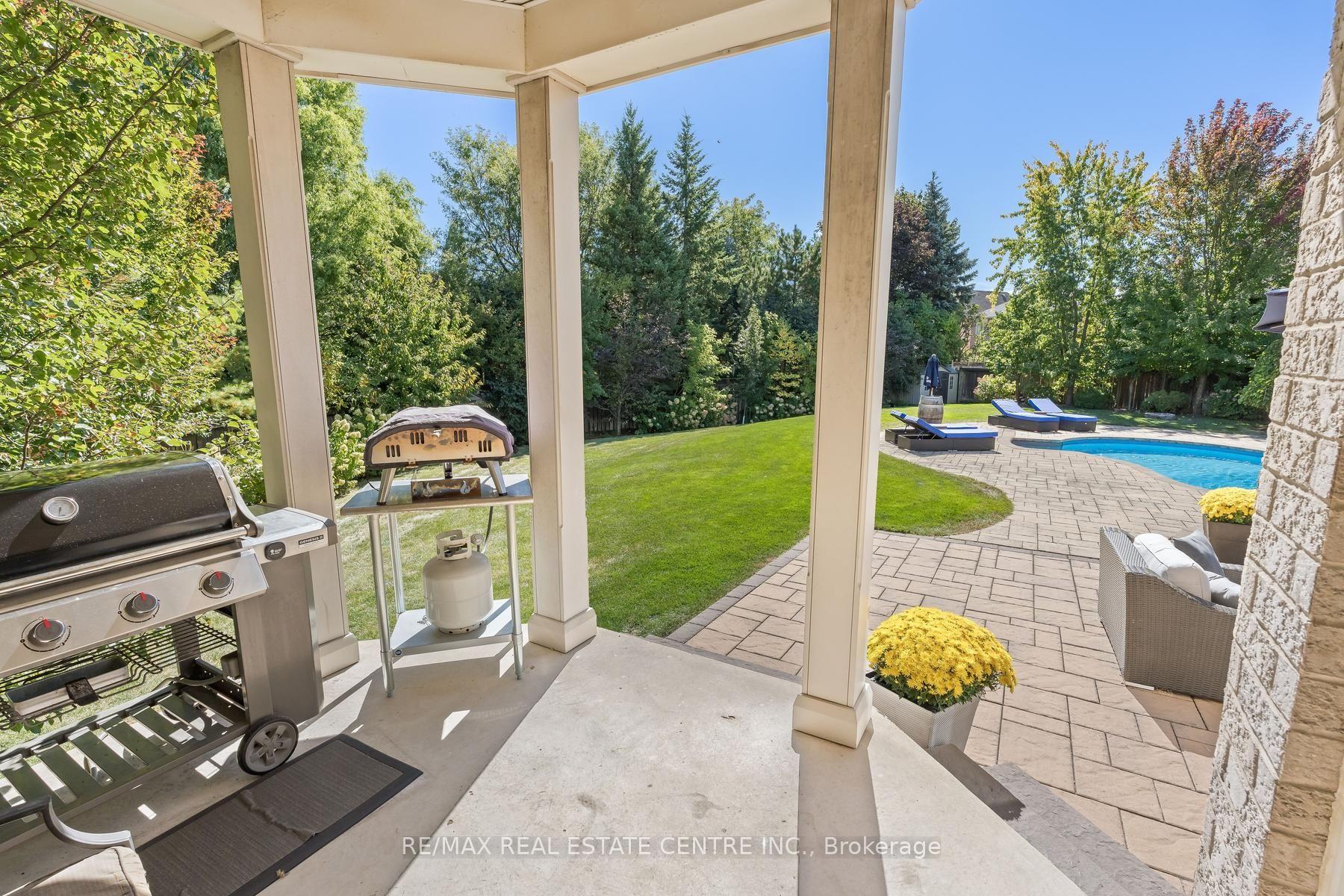 Photo 45 of 14 View Point Circle, Halton Hills, Georgetown — HOMEH