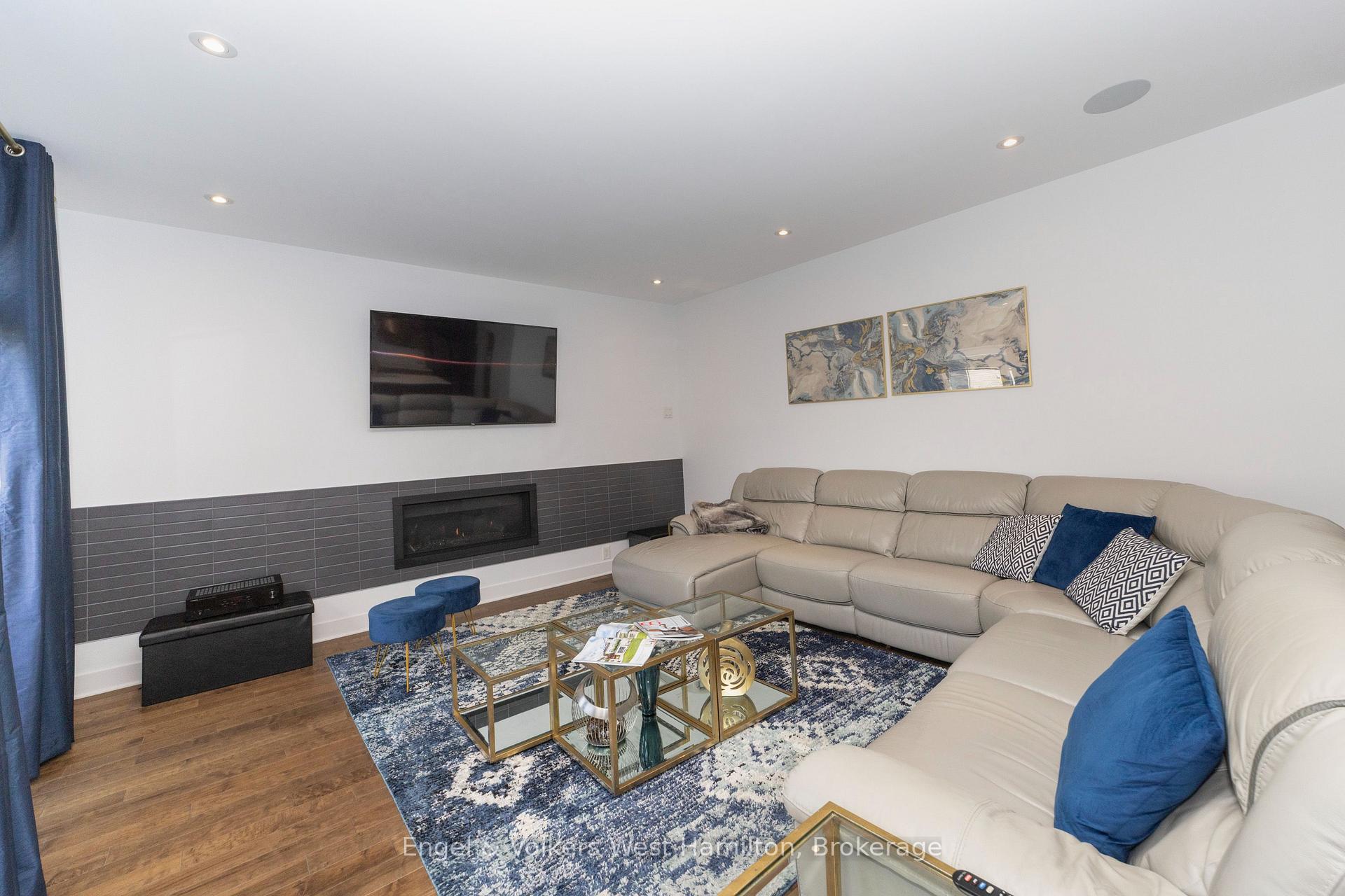 Photo 11 of 374 Big Dipper Street, Ottawa, Riverside South/Gloucester Glen — HOMEH