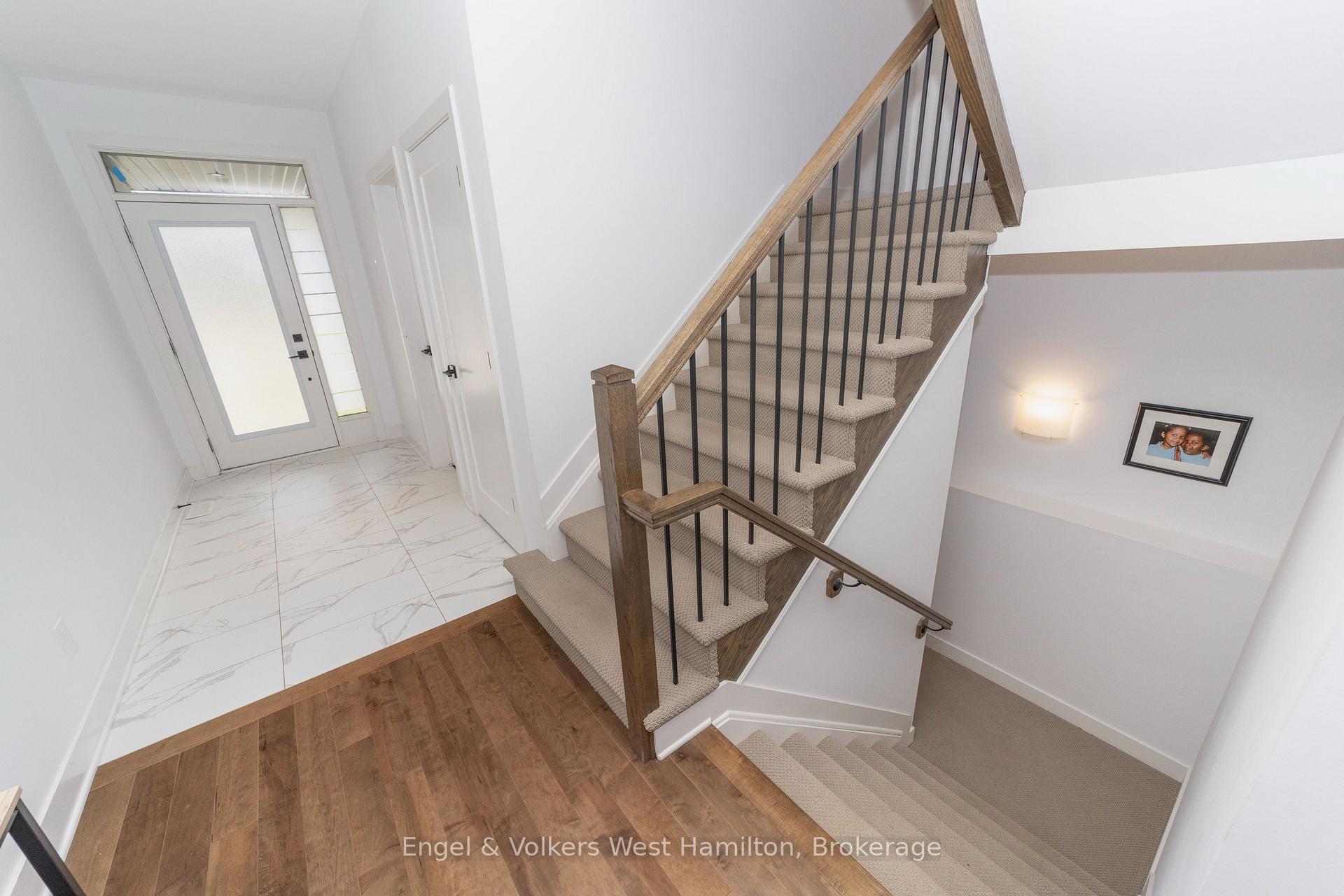 Photo 28 of 374 Big Dipper Street, Ottawa, Riverside South/Gloucester Glen — HOMEH