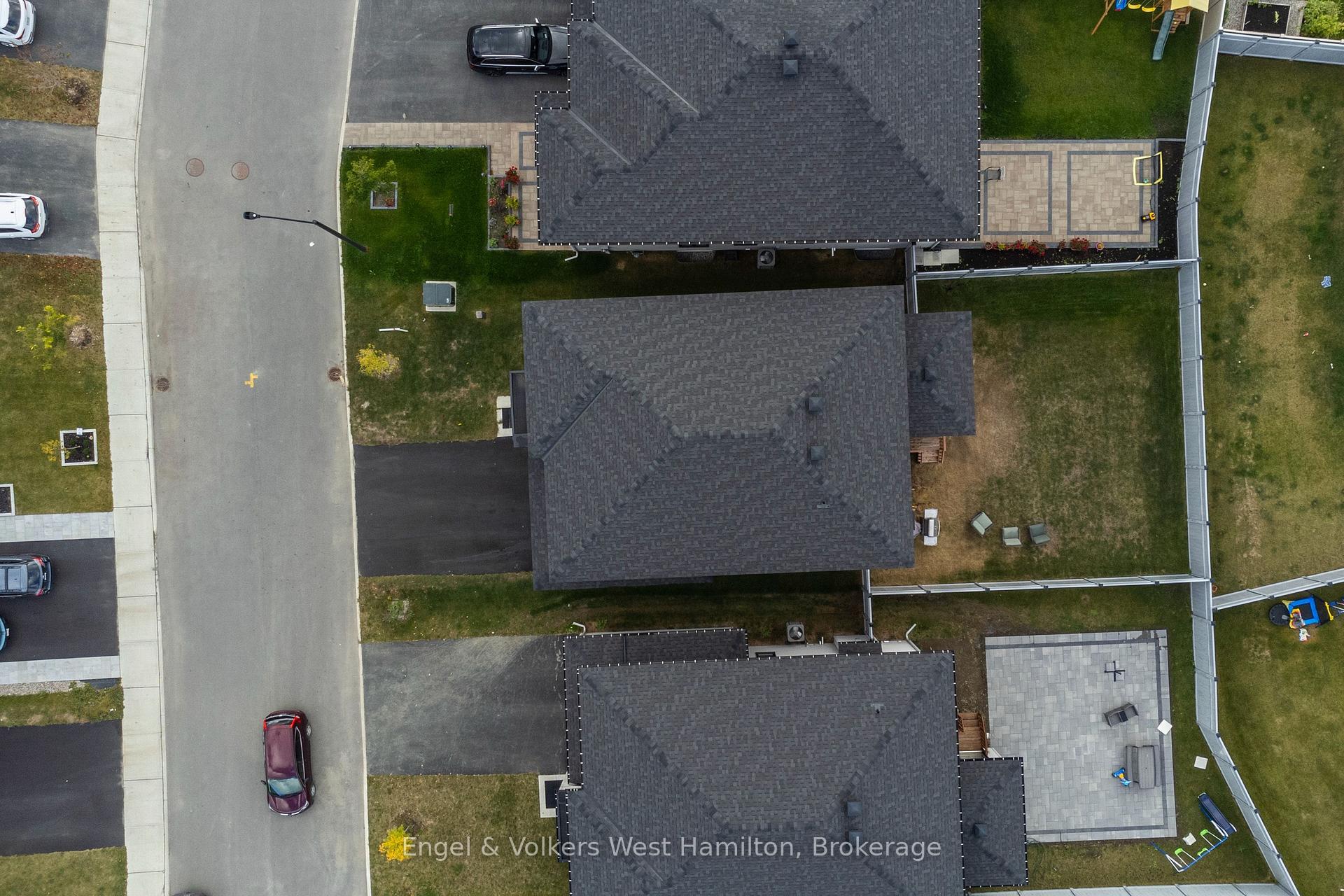 Photo 39 of 374 Big Dipper Street, Ottawa, Riverside South/Gloucester Glen — HOMEH