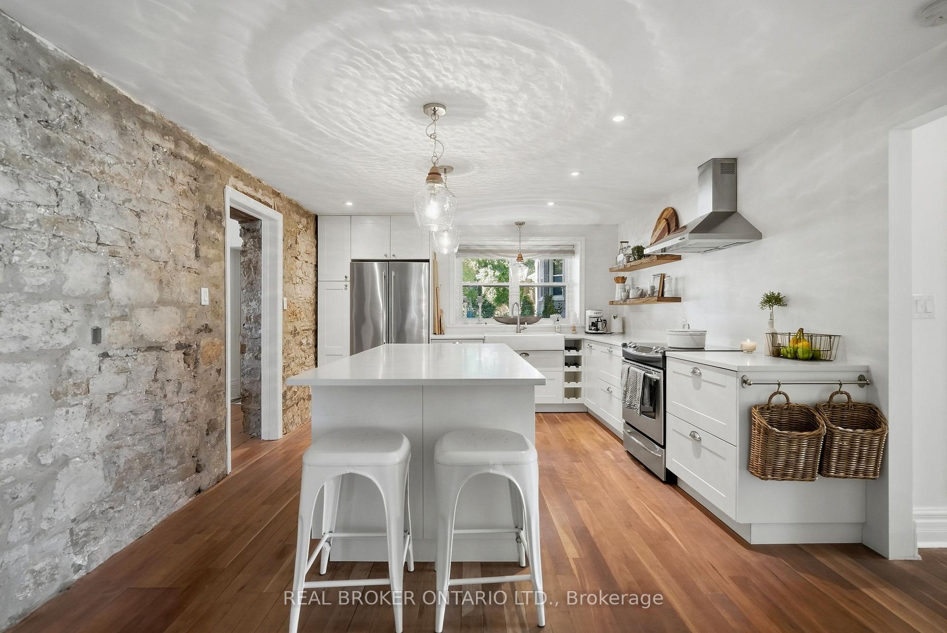 Photo 16 of 1264 Old 8 Highway, Hamilton, Rural Flamborough — HOMEH