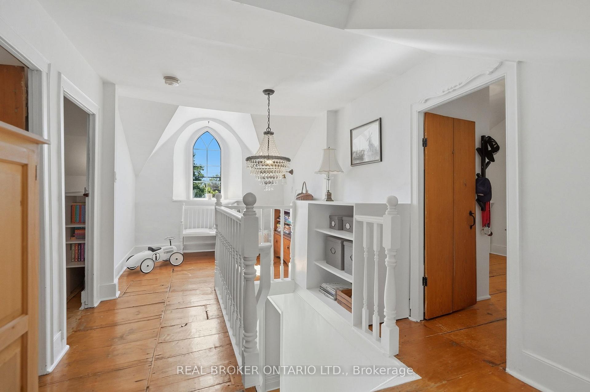Photo 27 of 1264 Old 8 Highway, Hamilton, Rural Flamborough — HOMEH