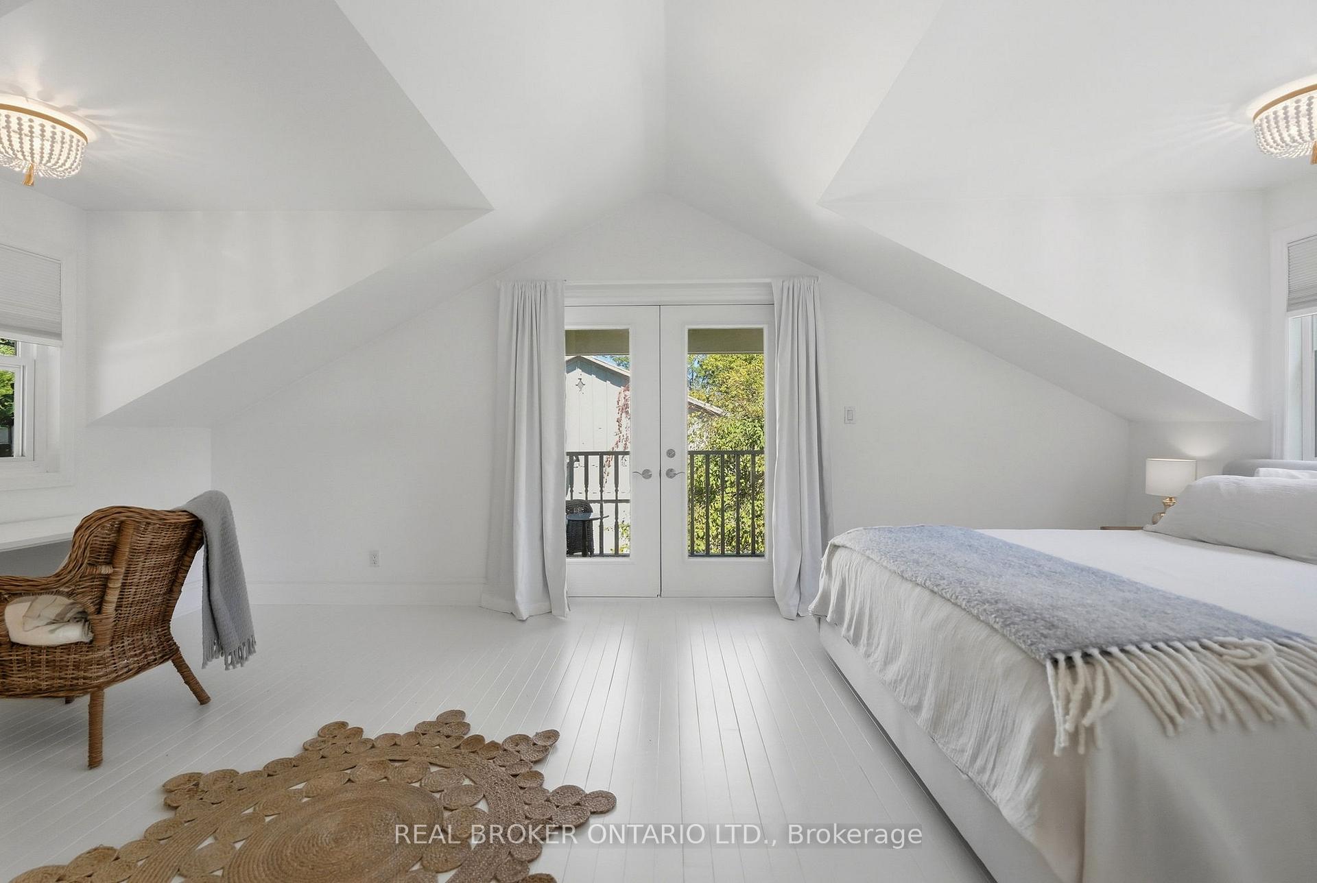 Photo 31 of 1264 Old 8 Highway, Hamilton, Rural Flamborough — HOMEH