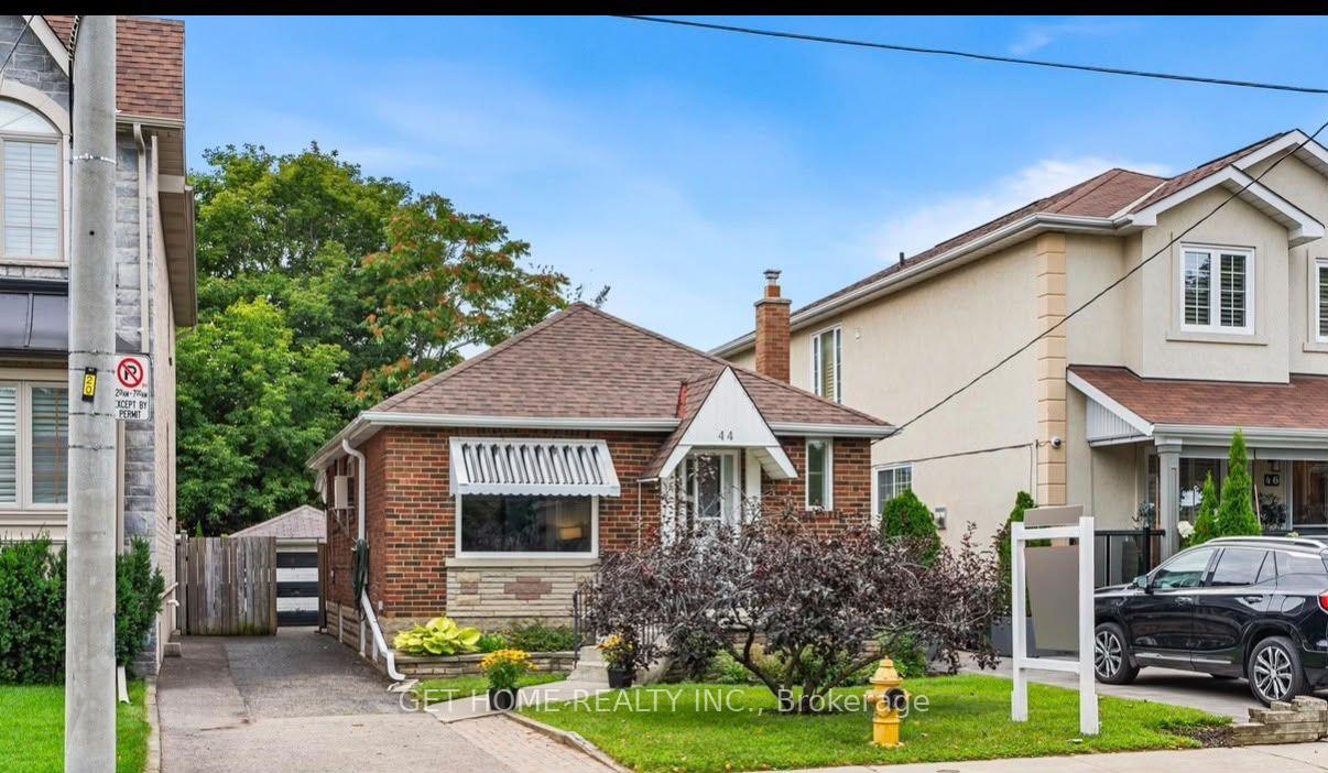 Photo 1 of Unit Upper, 44 St Hubert Avenue, Toronto, East York — HOMEH