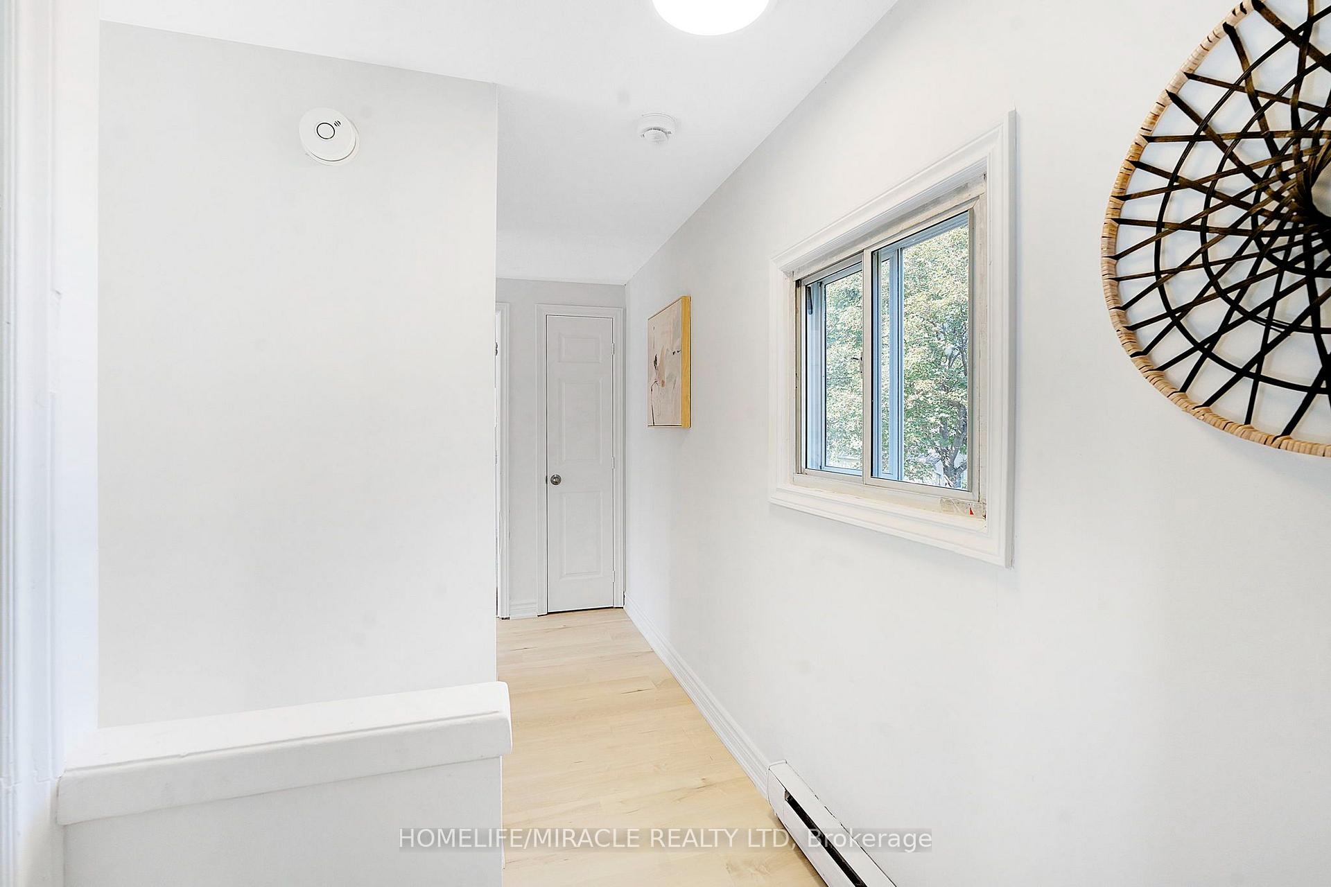 Photo 14 of 10 Habitat Square, Brampton, Central Park — HOMEH