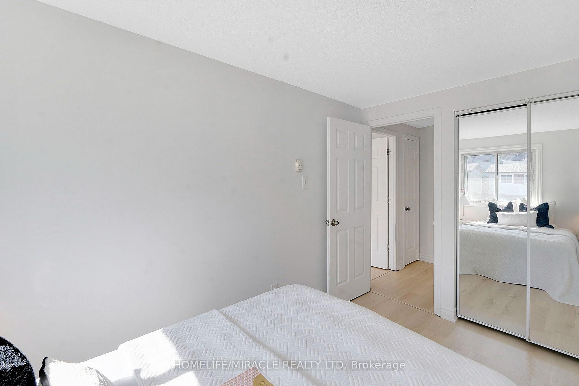 Photo 19 of 10 Habitat Square, Brampton, Central Park — HOMEH