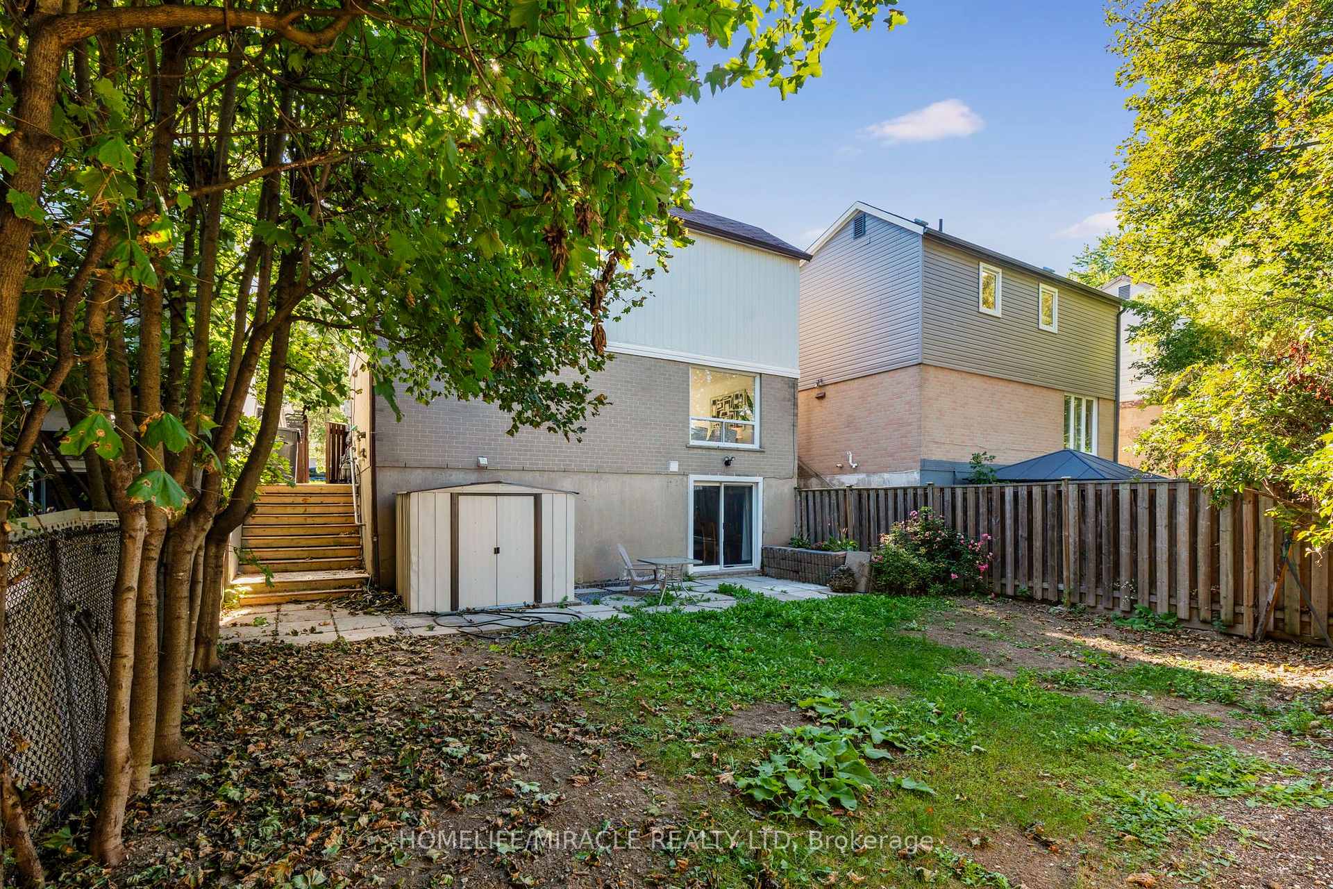 Photo 32 of 10 Habitat Square, Brampton, Central Park — HOMEH
