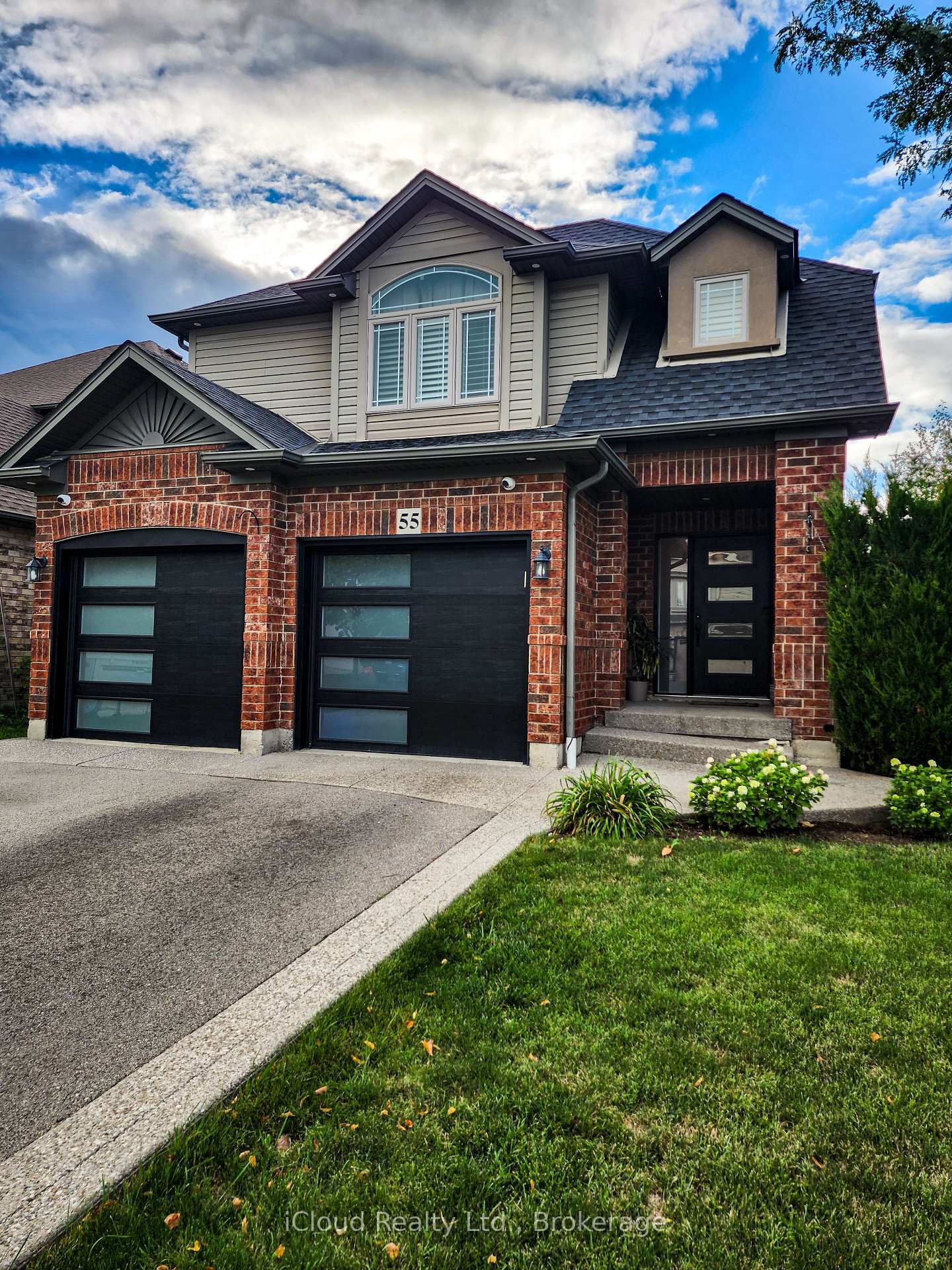Photo 2 of 55 Magnificent Way, Hamilton, Binbrook — HOMEH