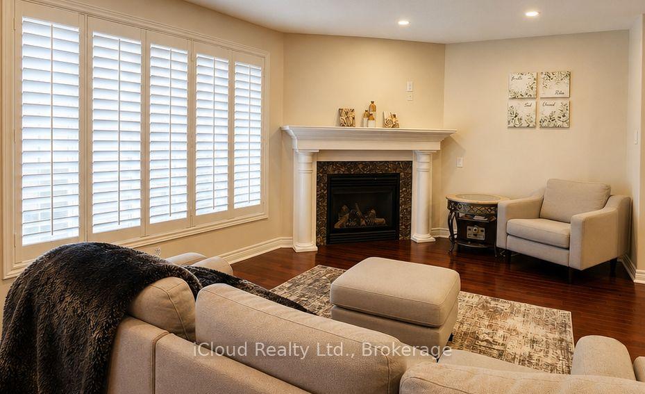 Photo 8 of 55 Magnificent Way, Hamilton, Binbrook — HOMEH