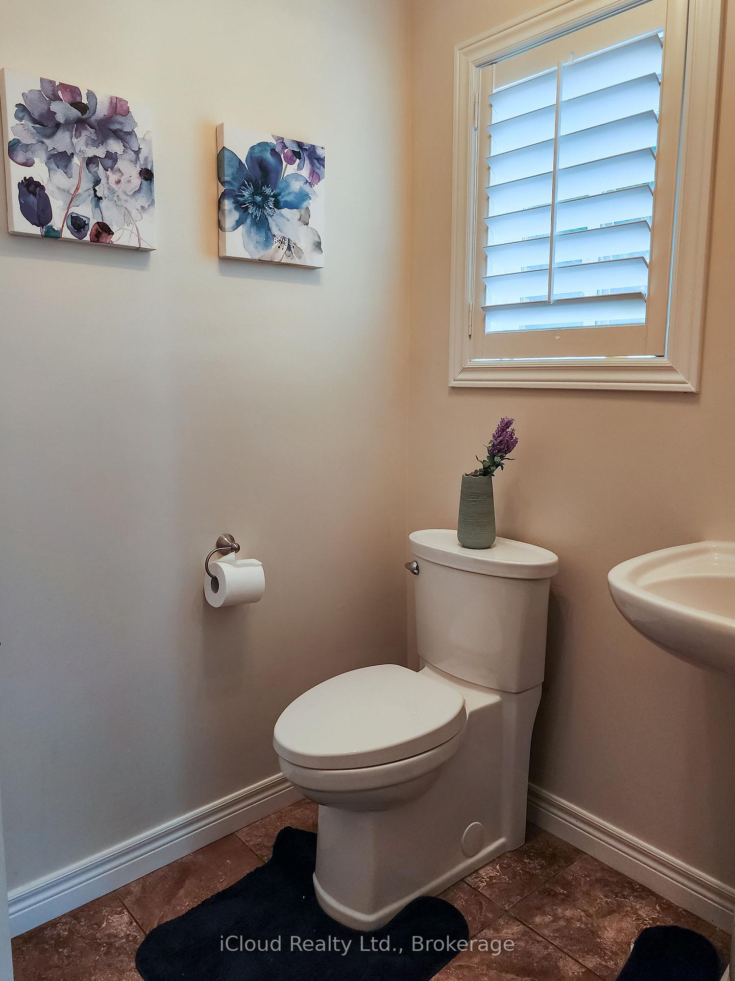 Photo 10 of 55 Magnificent Way, Hamilton, Binbrook — HOMEH