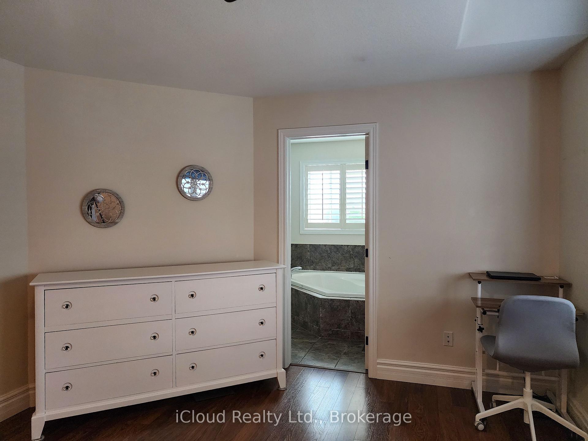 Photo 12 of 55 Magnificent Way, Hamilton, Binbrook — HOMEH