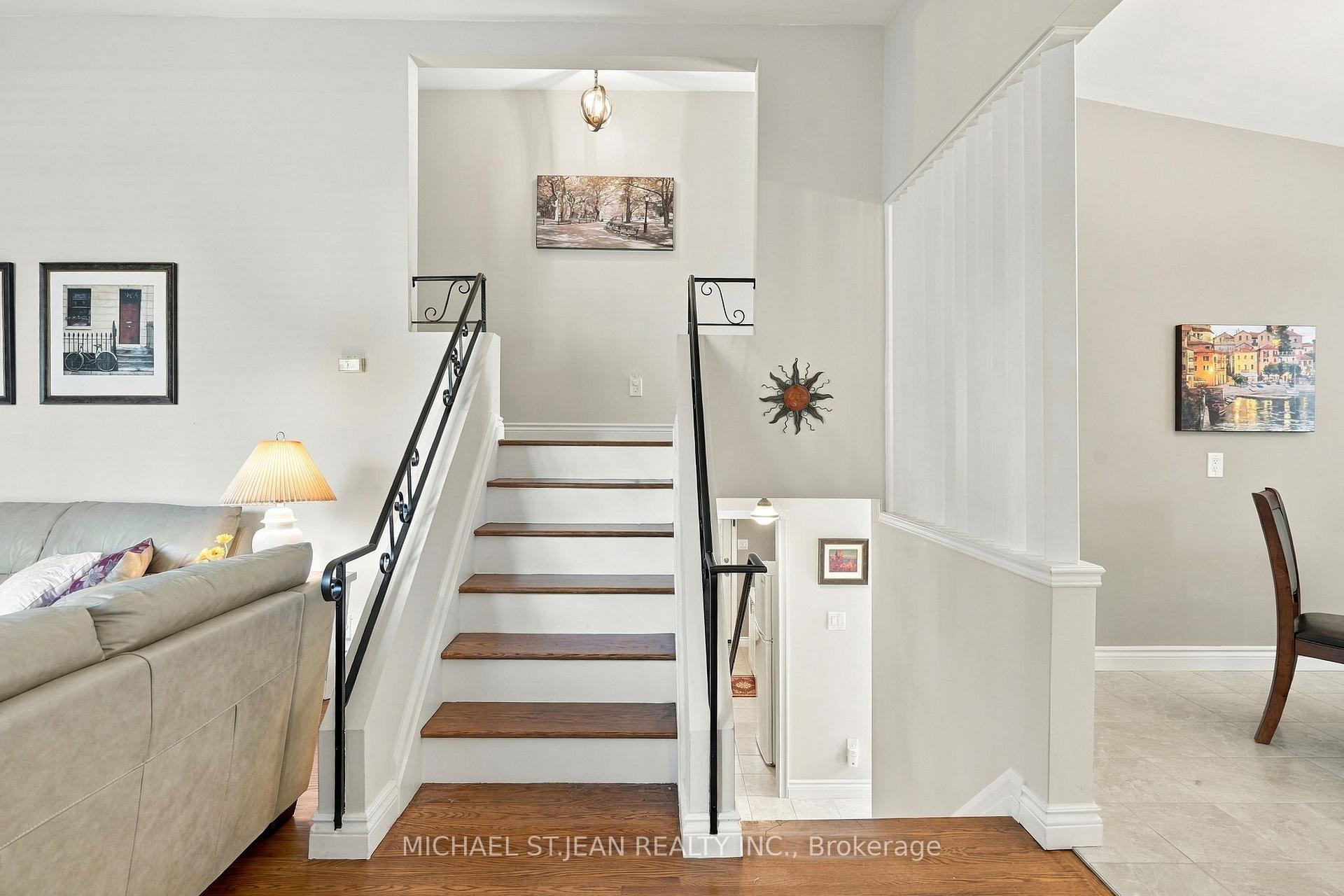 Photo 10 of 46 Lawrence Avenue, Hamilton, Greenford — HOMEH
