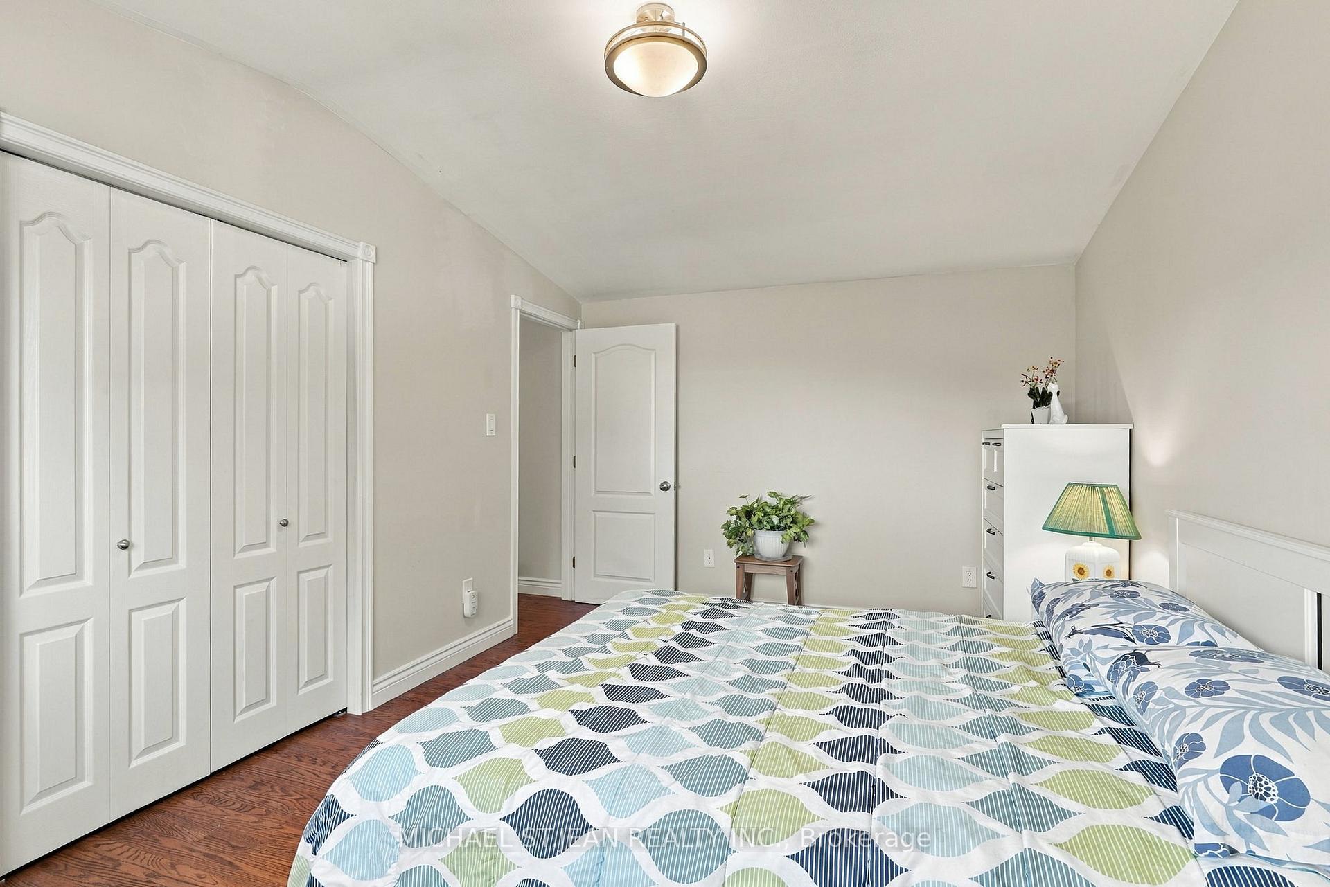 Photo 32 of 46 Lawrence Avenue, Hamilton, Greenford — HOMEH