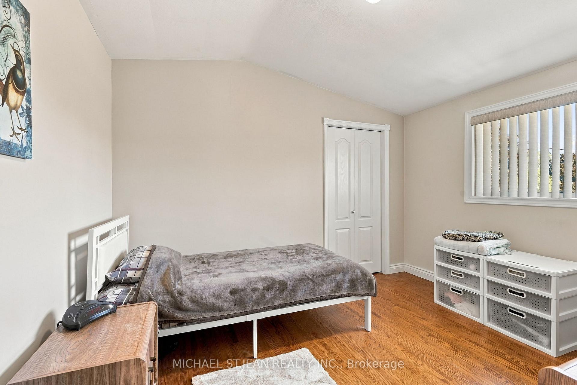 Photo 35 of 46 Lawrence Avenue, Hamilton, Greenford — HOMEH