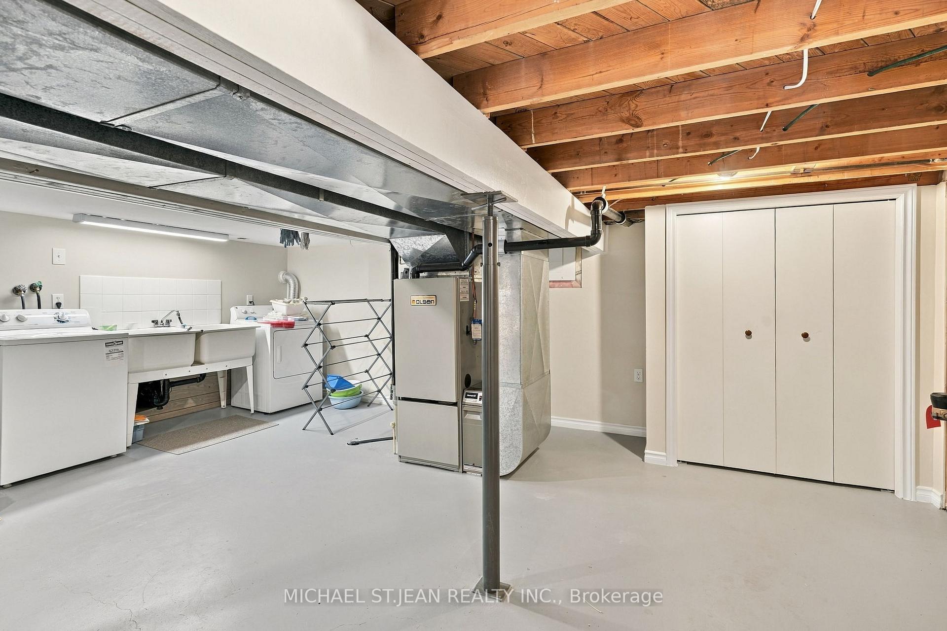 Photo 37 of 46 Lawrence Avenue, Hamilton, Greenford — HOMEH