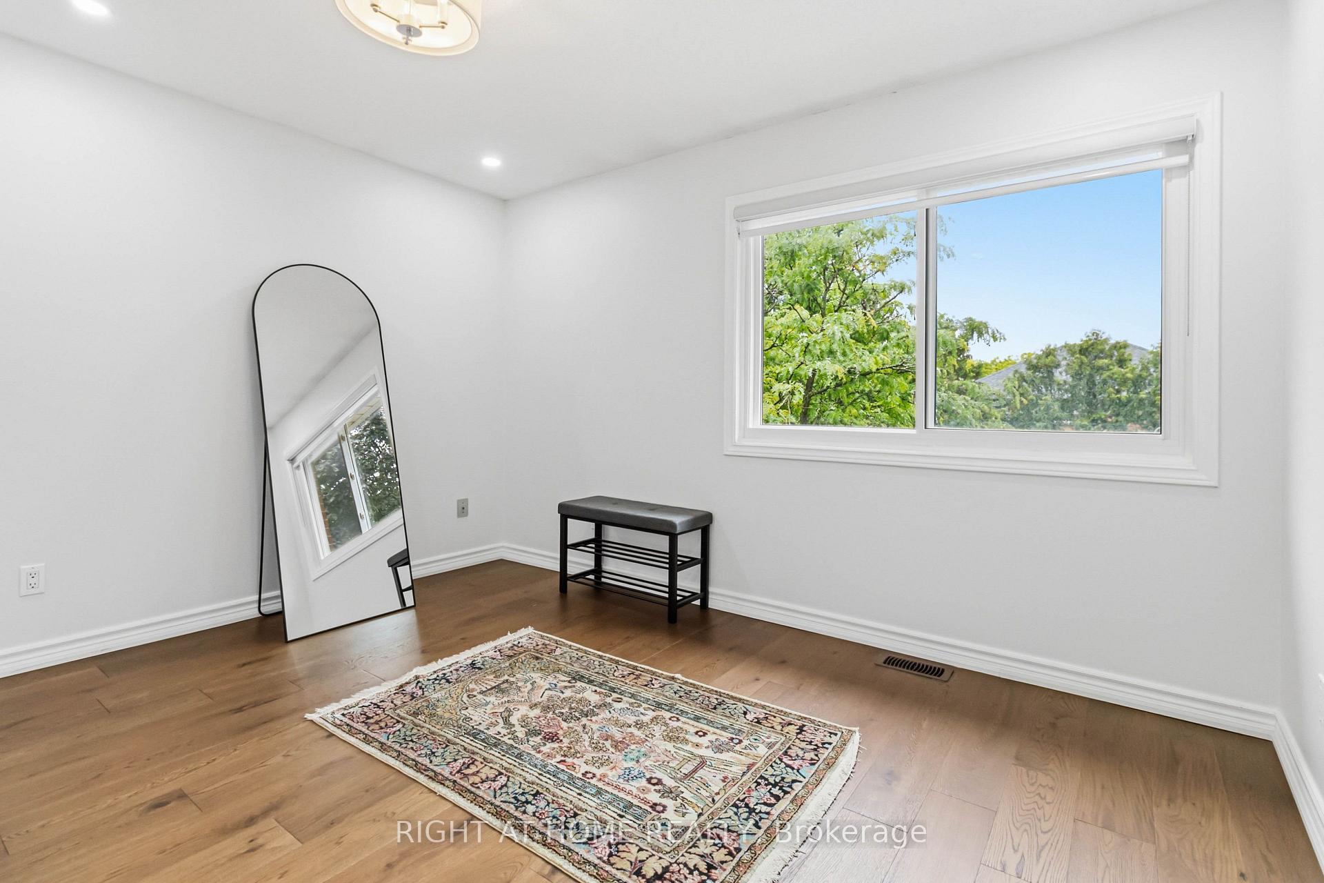 Photo 19 of 2128 Eighth Line, Oakville, Wedgewood Creek — HOMEH