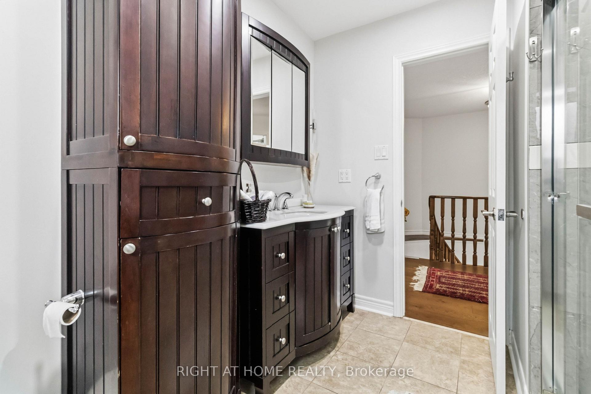 Photo 24 of 2128 Eighth Line, Oakville, Wedgewood Creek — HOMEH