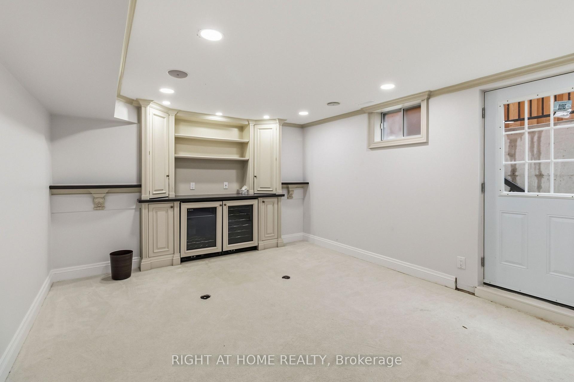 Photo 34 of 2128 Eighth Line, Oakville, Wedgewood Creek — HOMEH