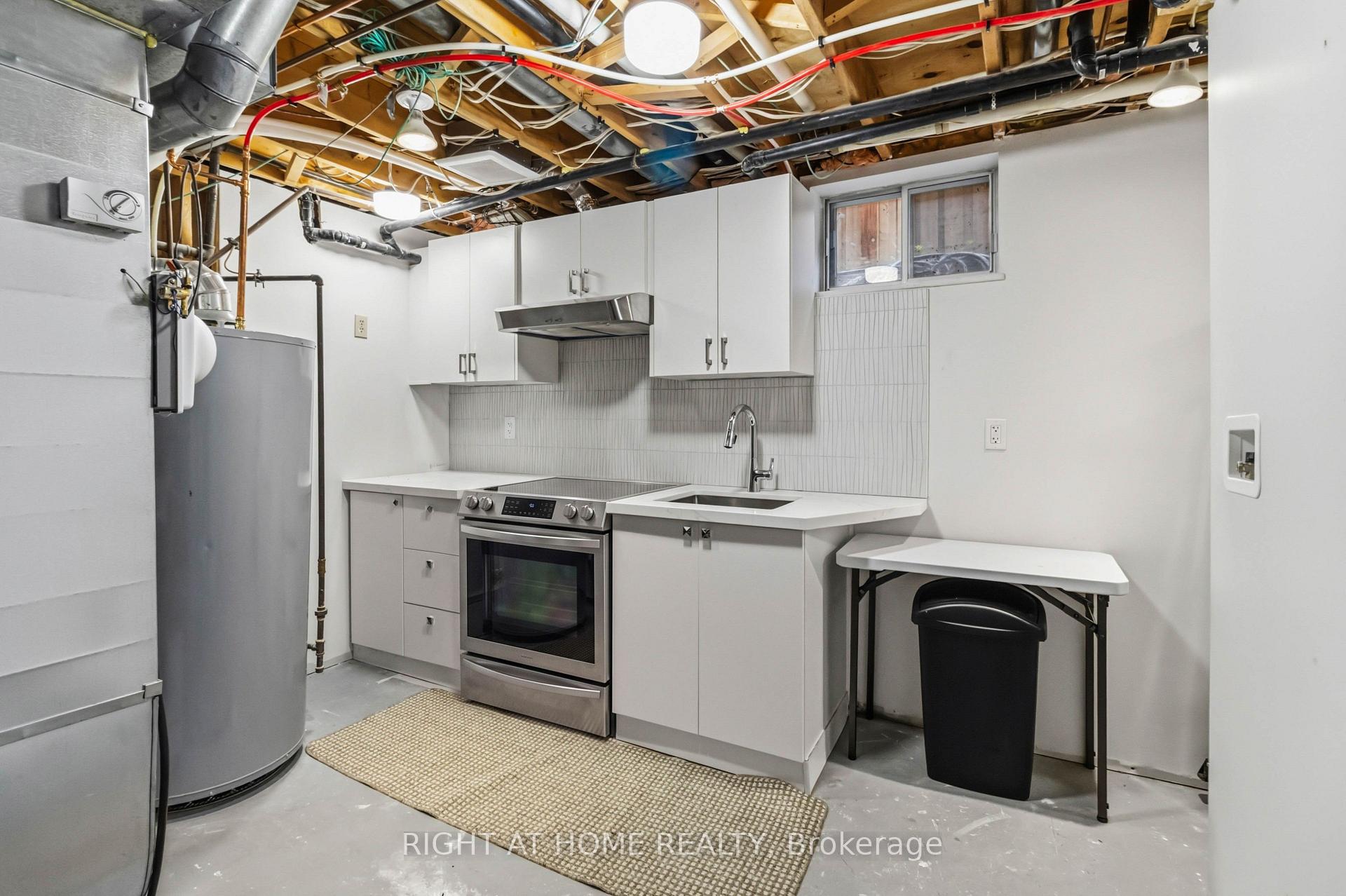 Photo 37 of 2128 Eighth Line, Oakville, Wedgewood Creek — HOMEH