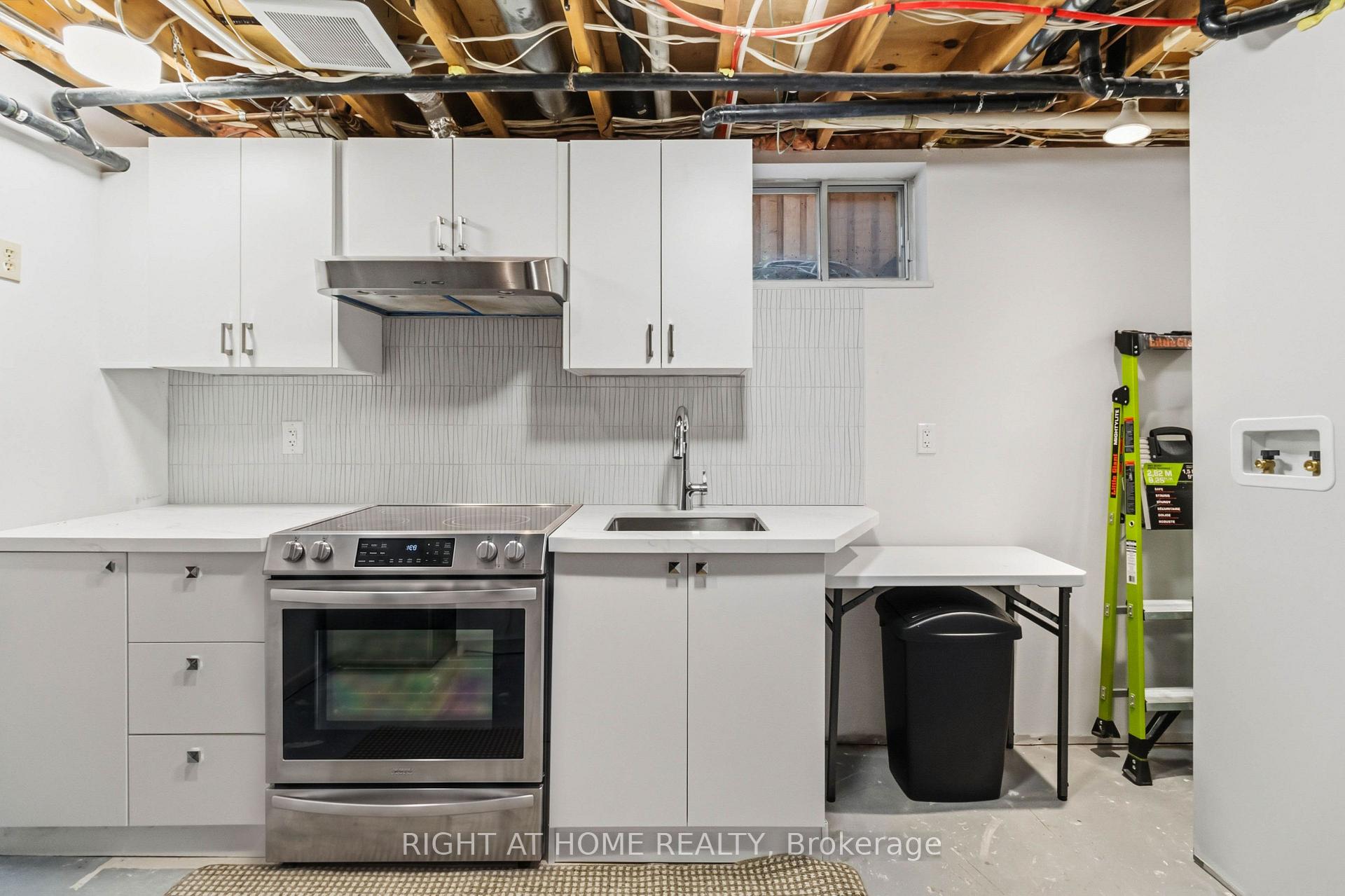 Photo 38 of 2128 Eighth Line, Oakville, Wedgewood Creek — HOMEH
