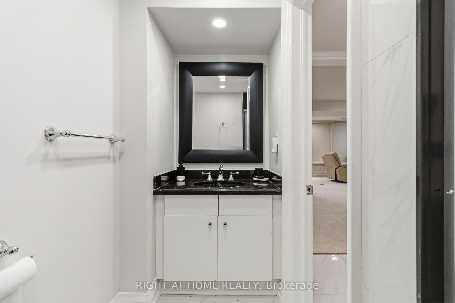 Photo 40 of 2128 Eighth Line, Oakville, Wedgewood Creek — HOMEH