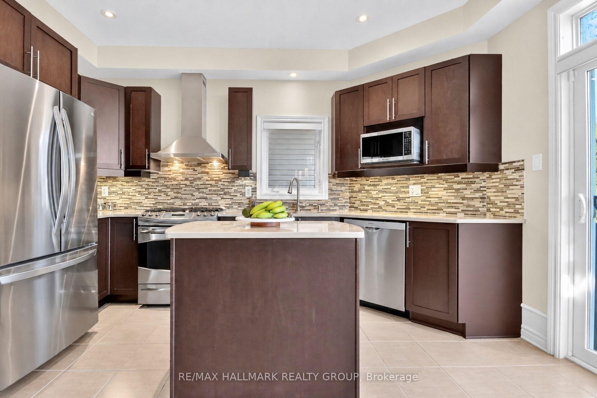 Photo 14 of 433 Cooks Mill Crescent, Ottawa, Riverside South — HOMEH