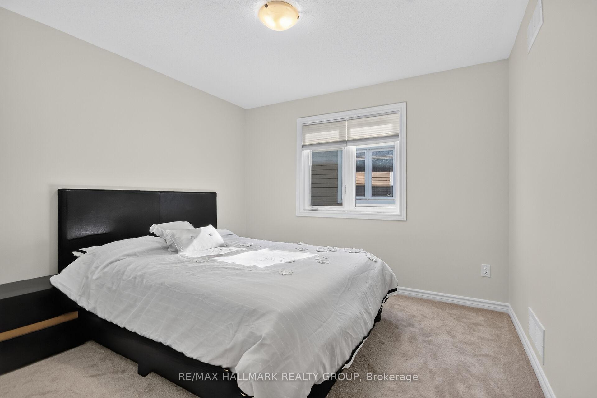 Photo 34 of 433 Cooks Mill Crescent, Ottawa, Riverside South — HOMEH