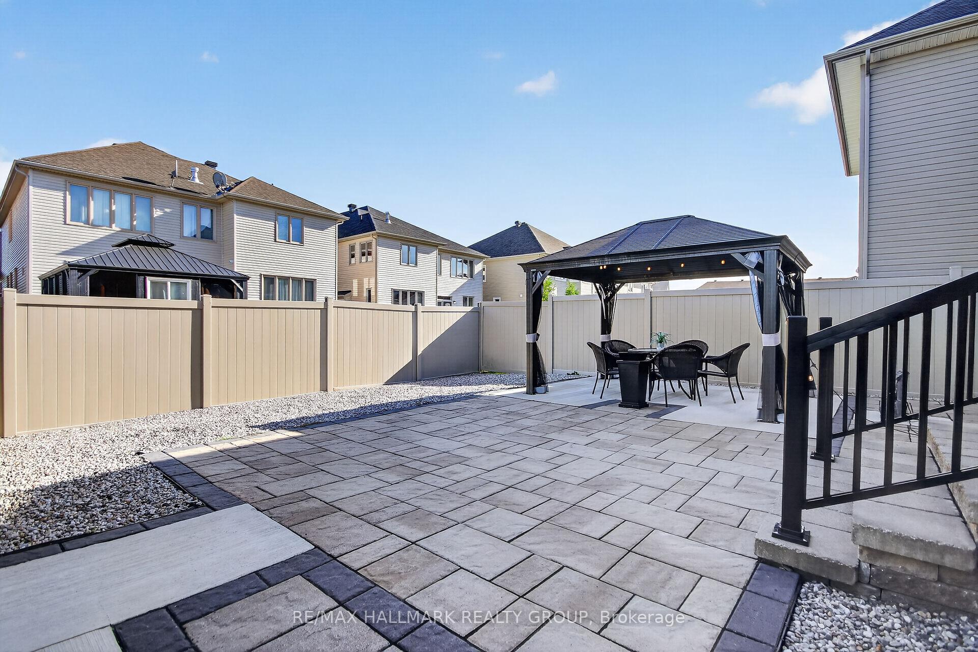Photo 45 of 433 Cooks Mill Crescent, Ottawa, Riverside South — HOMEH