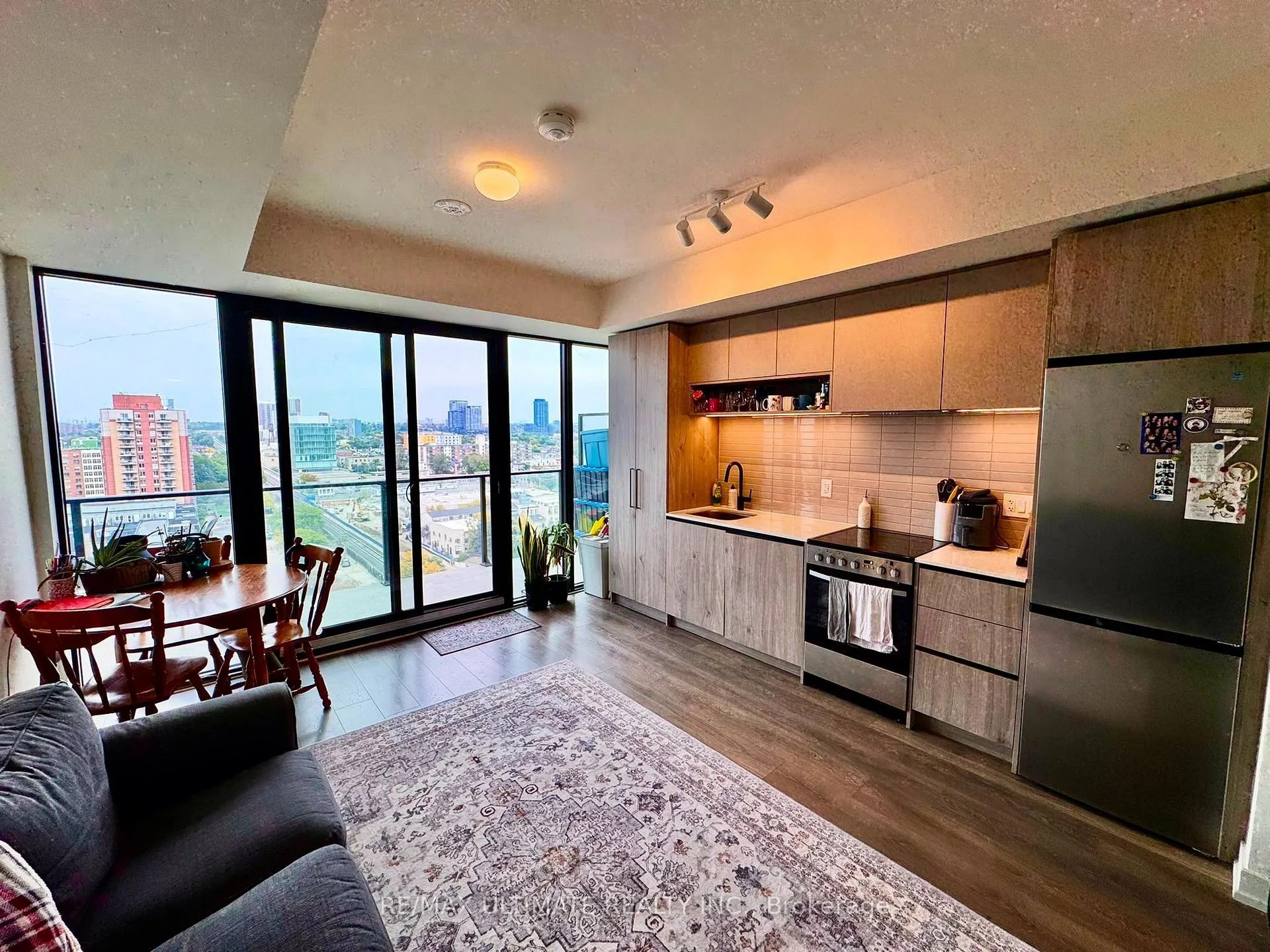 Photo 3 of Unit 1215, 181 Sterling Road, Toronto, Dufferin Grove — HOMEH