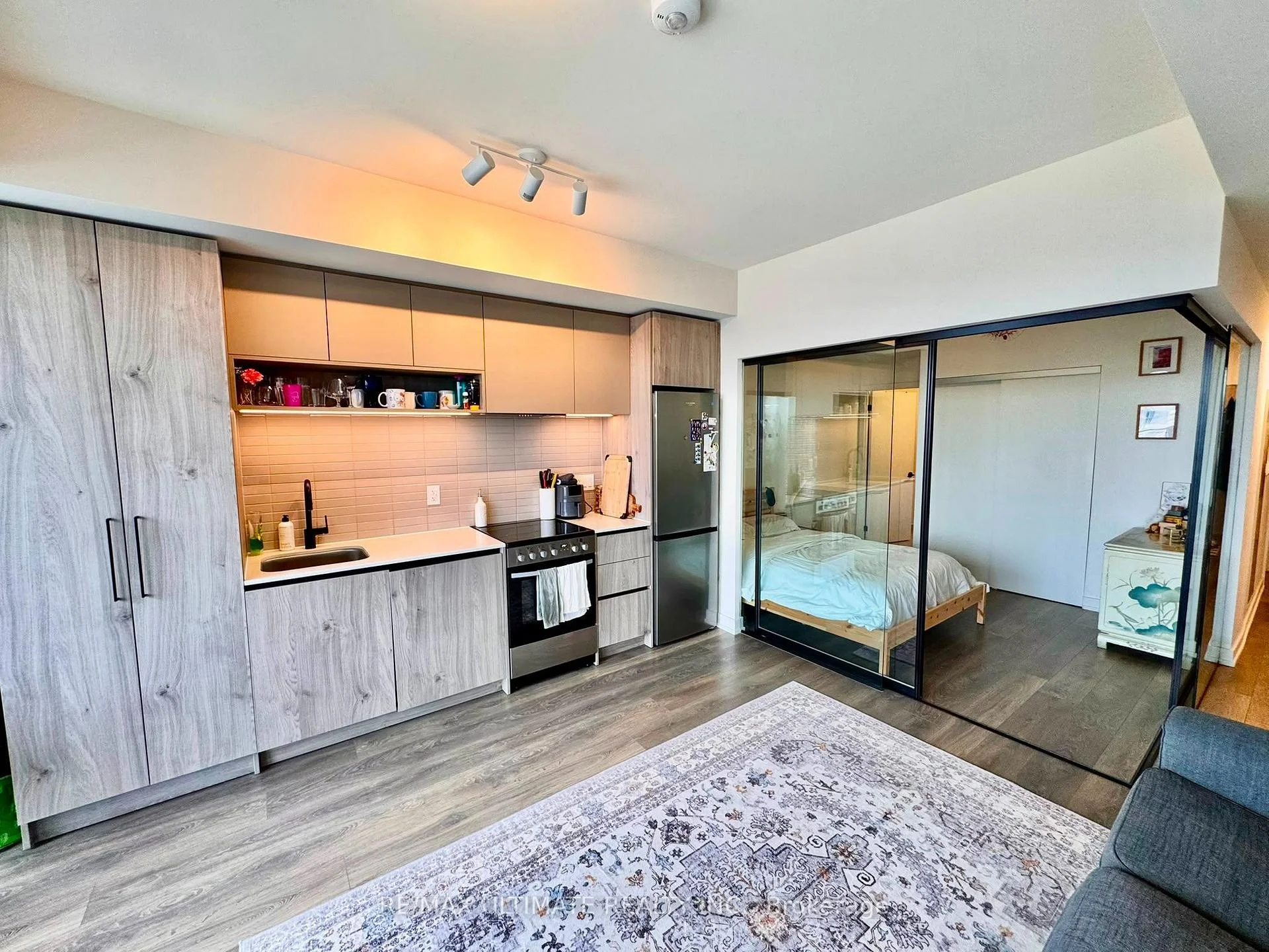 Photo 4 of Unit 1215, 181 Sterling Road, Toronto, Dufferin Grove — HOMEH
