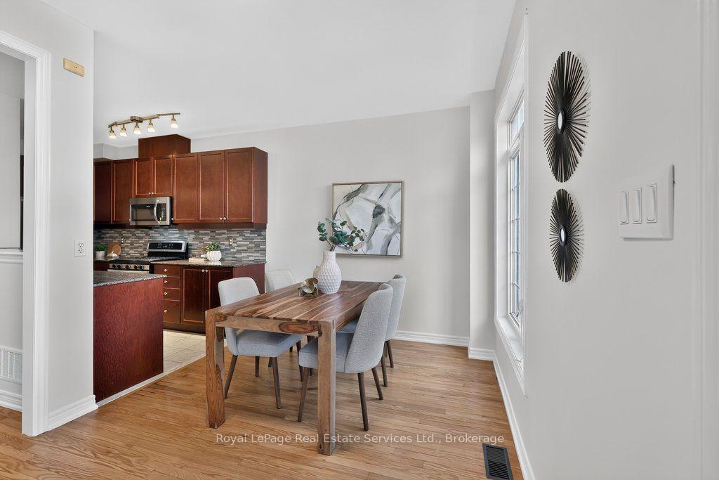 Photo 17 of 4445 Centretown Way, Mississauga, Hurontario — HOMEH