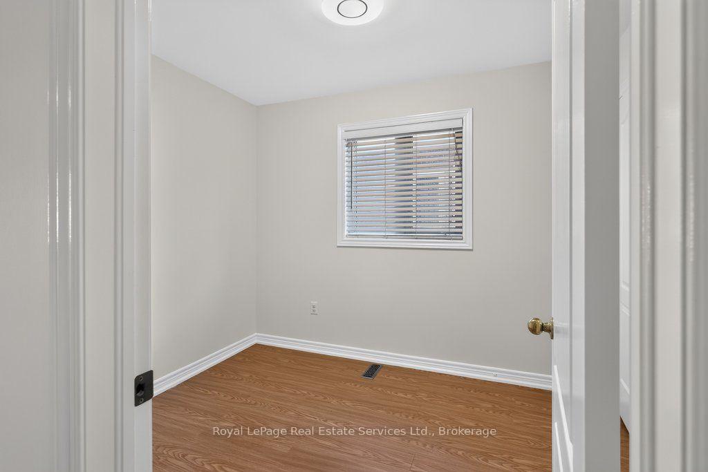 Photo 31 of 4445 Centretown Way, Mississauga, Hurontario — HOMEH