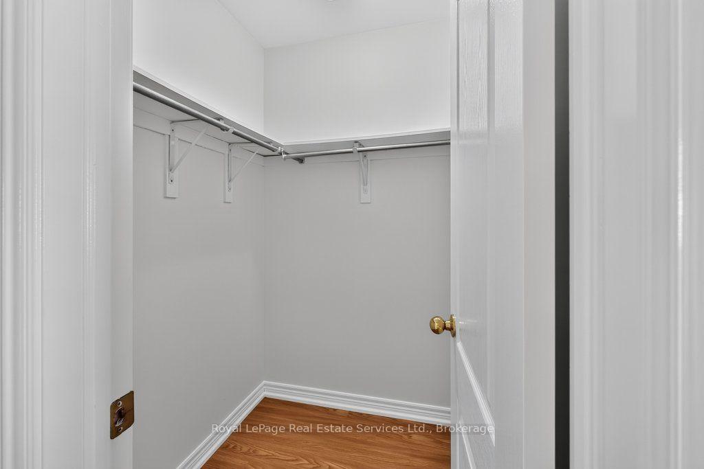 Photo 39 of 4445 Centretown Way, Mississauga, Hurontario — HOMEH