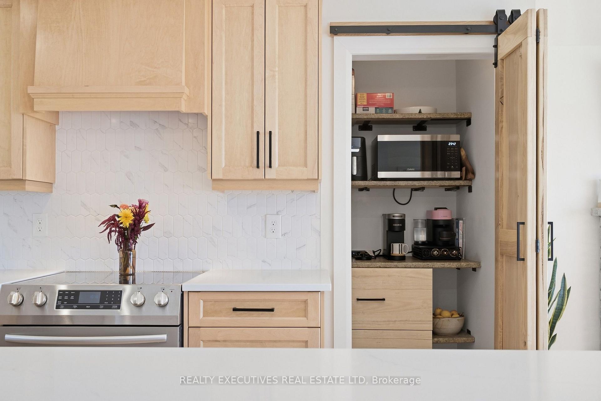 Photo 13 of 11895 Cloverdale Road, North Dundas, North Dundas (Mountain) Twp — HOMEH