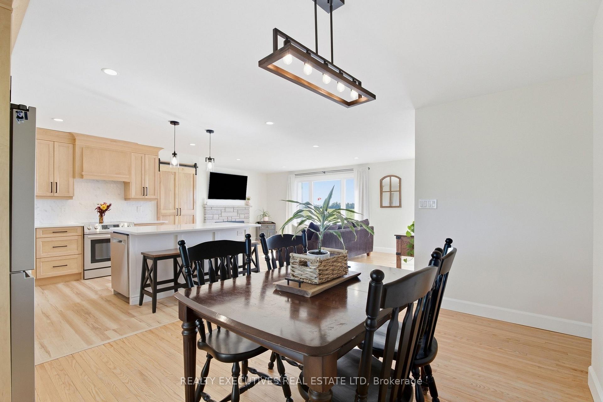Photo 19 of 11895 Cloverdale Road, North Dundas, North Dundas (Mountain) Twp — HOMEH