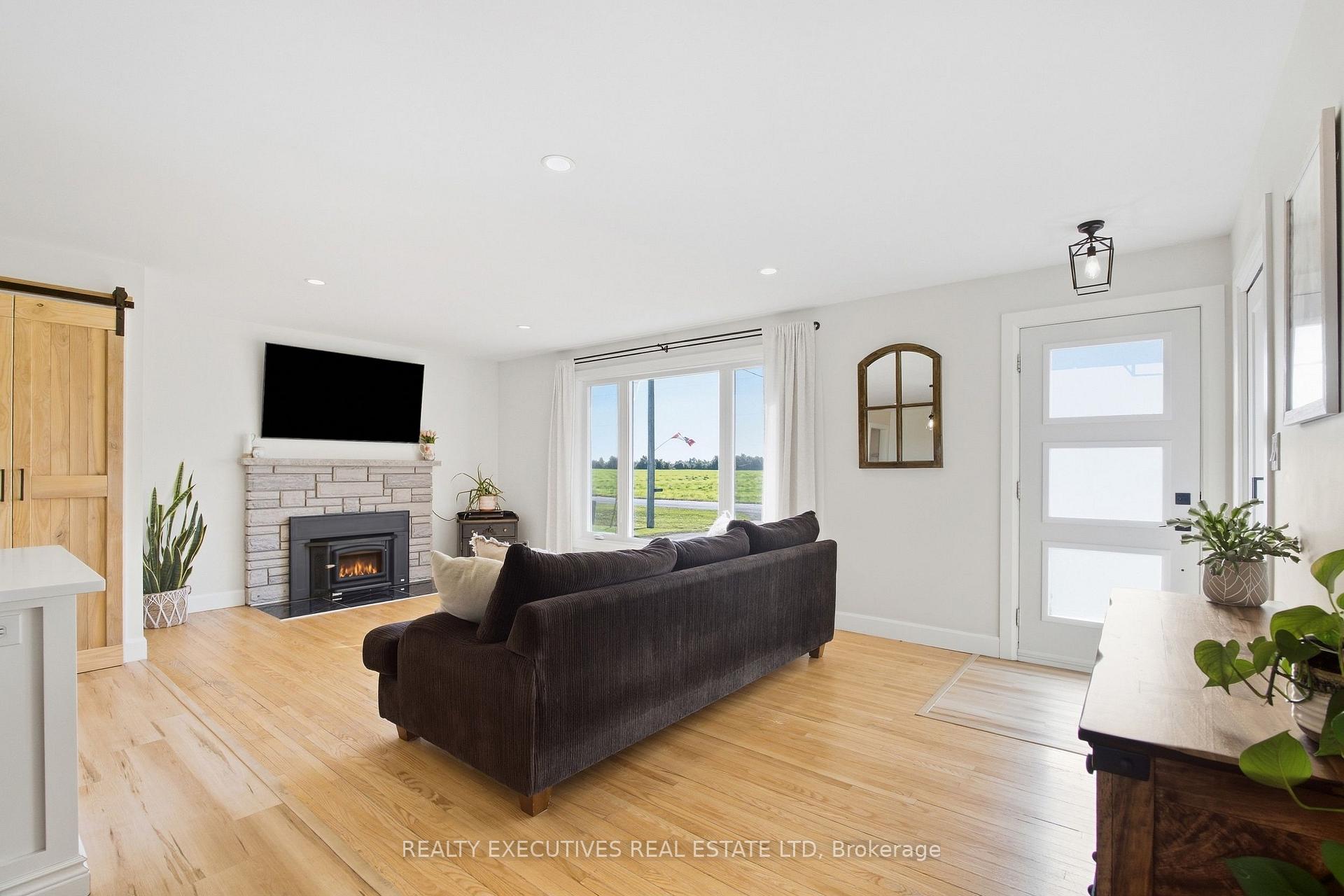 Photo 21 of 11895 Cloverdale Road, North Dundas, North Dundas (Mountain) Twp — HOMEH