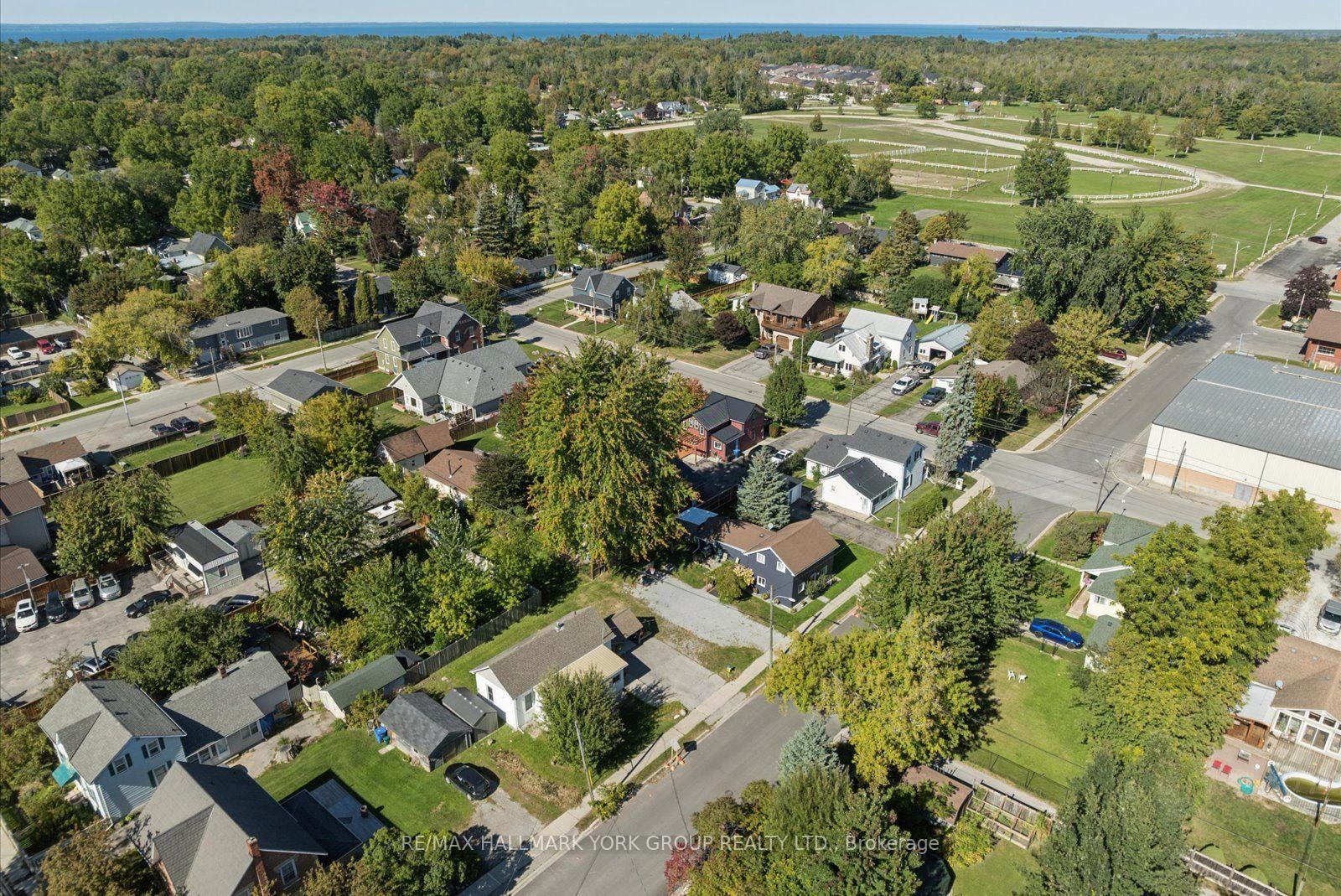 Photo 37 of 16 Snooks Road, Georgina, Sutton & Jackson's Point — HOMEH