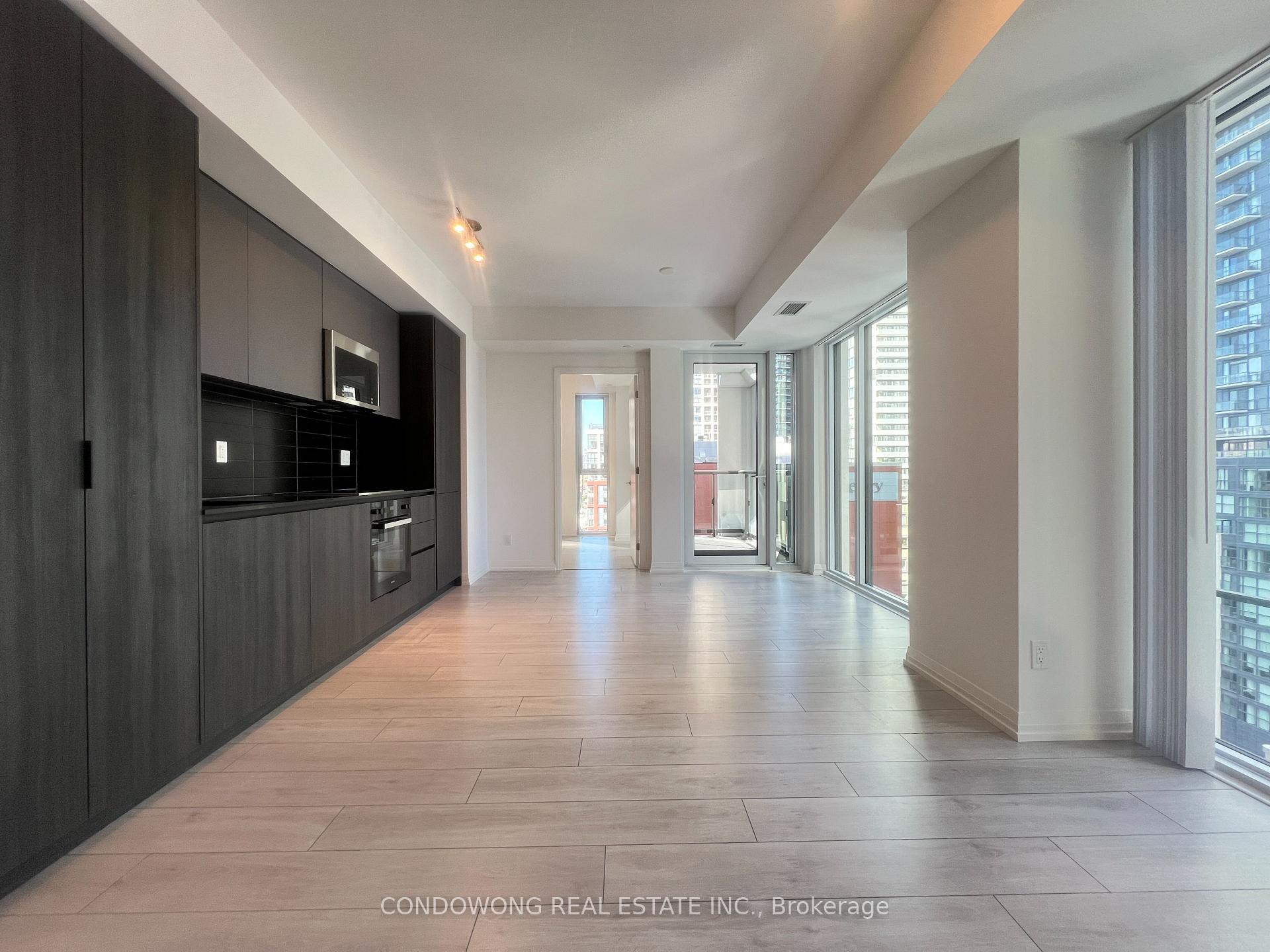 Photo 2 of Unit 1606, 400 King Street W, Toronto, Waterfront Communities — HOMEH