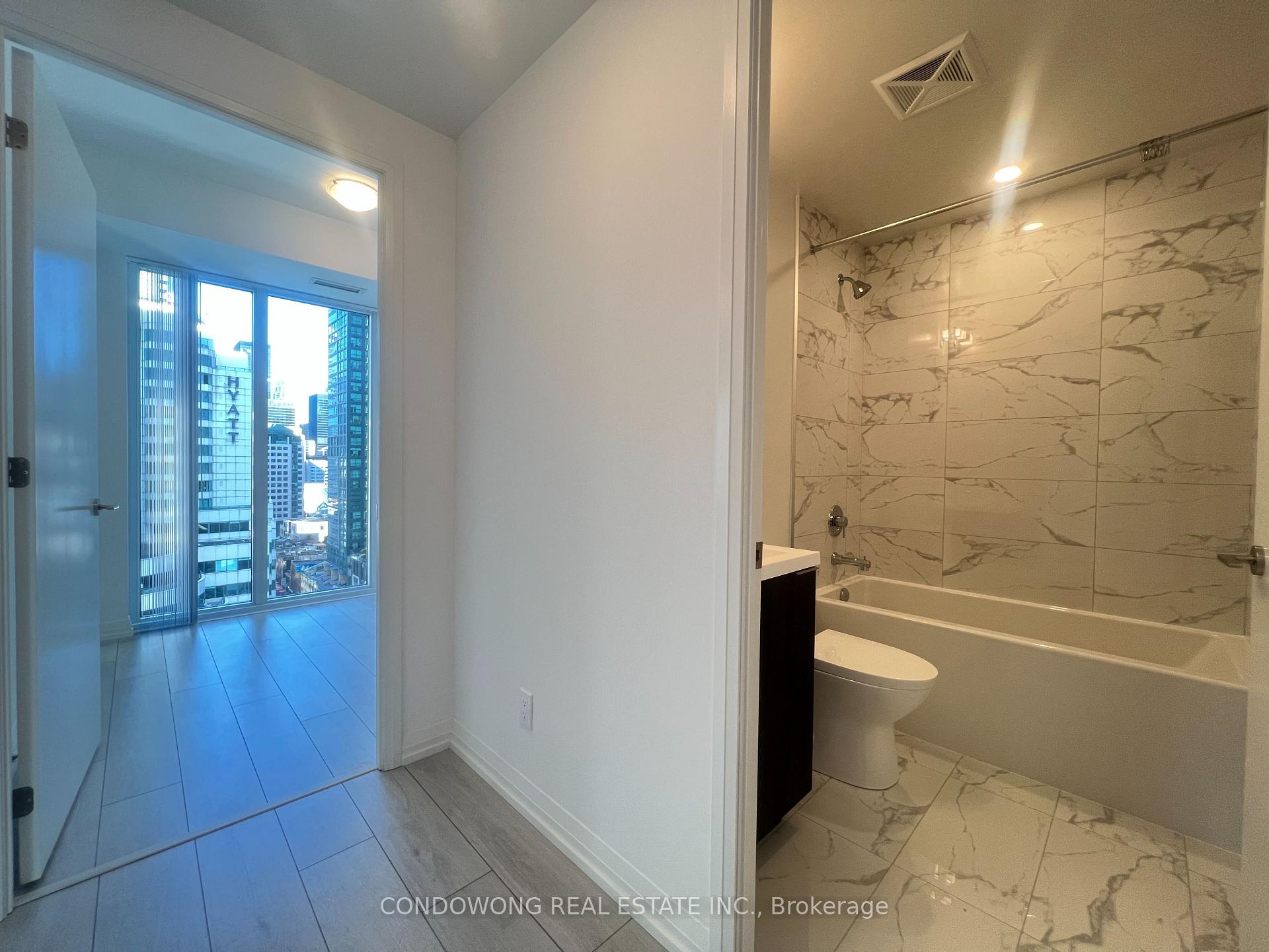 Photo 6 of Unit 1606, 400 King Street W, Toronto, Waterfront Communities — HOMEH